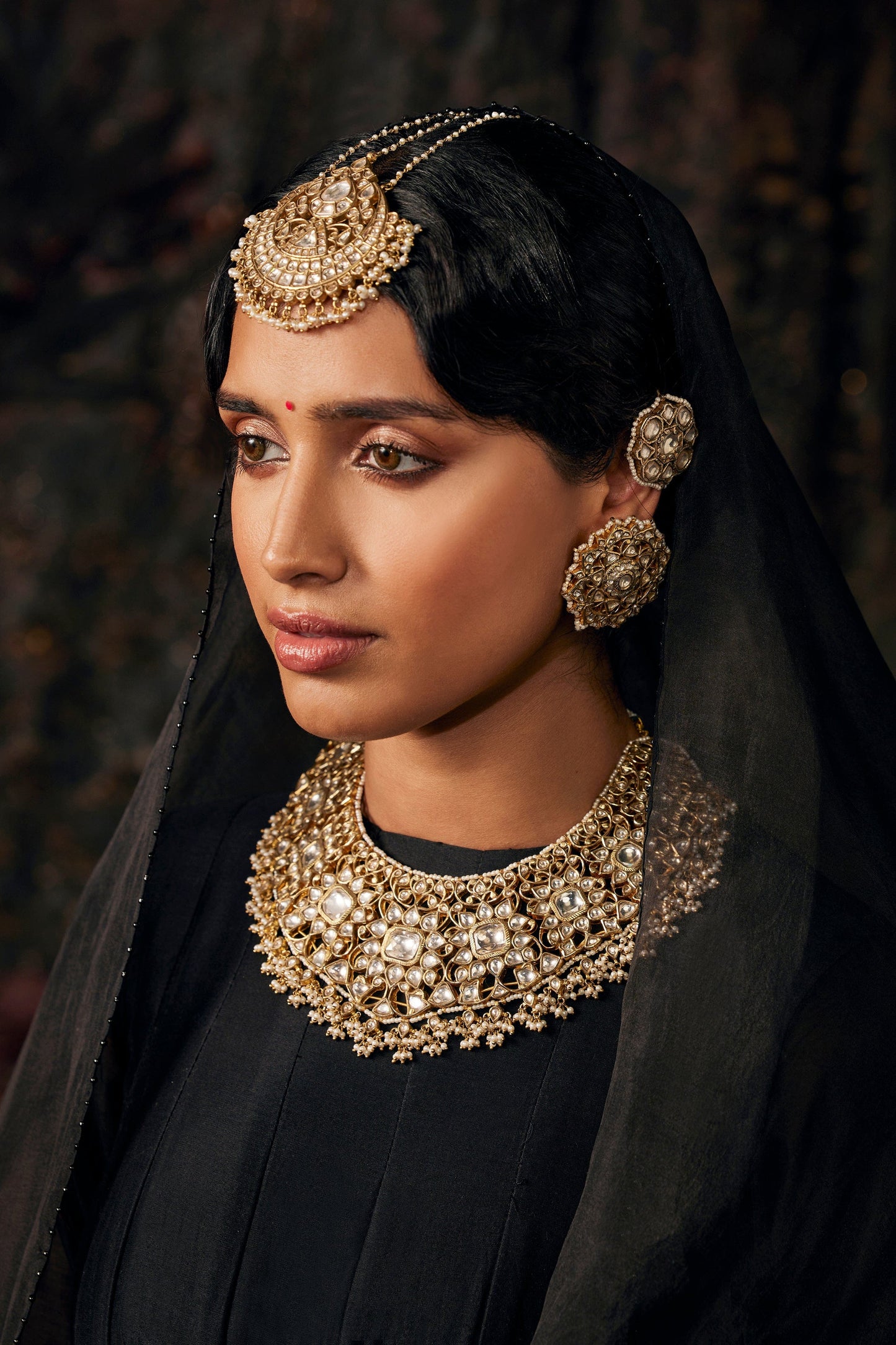 Sheesh Mahal Noor Haar