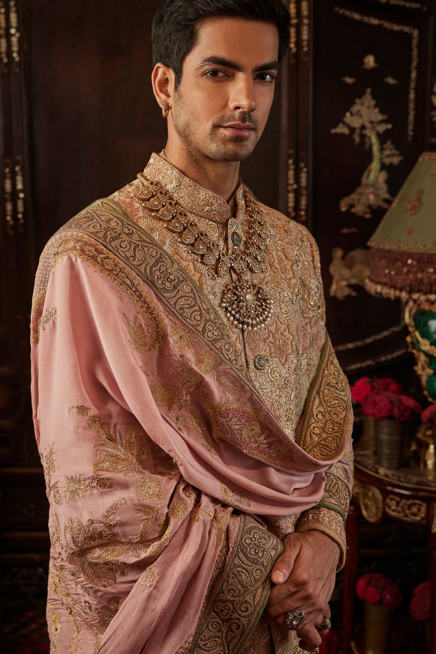 Ivory Prachin-Kari Sherwani