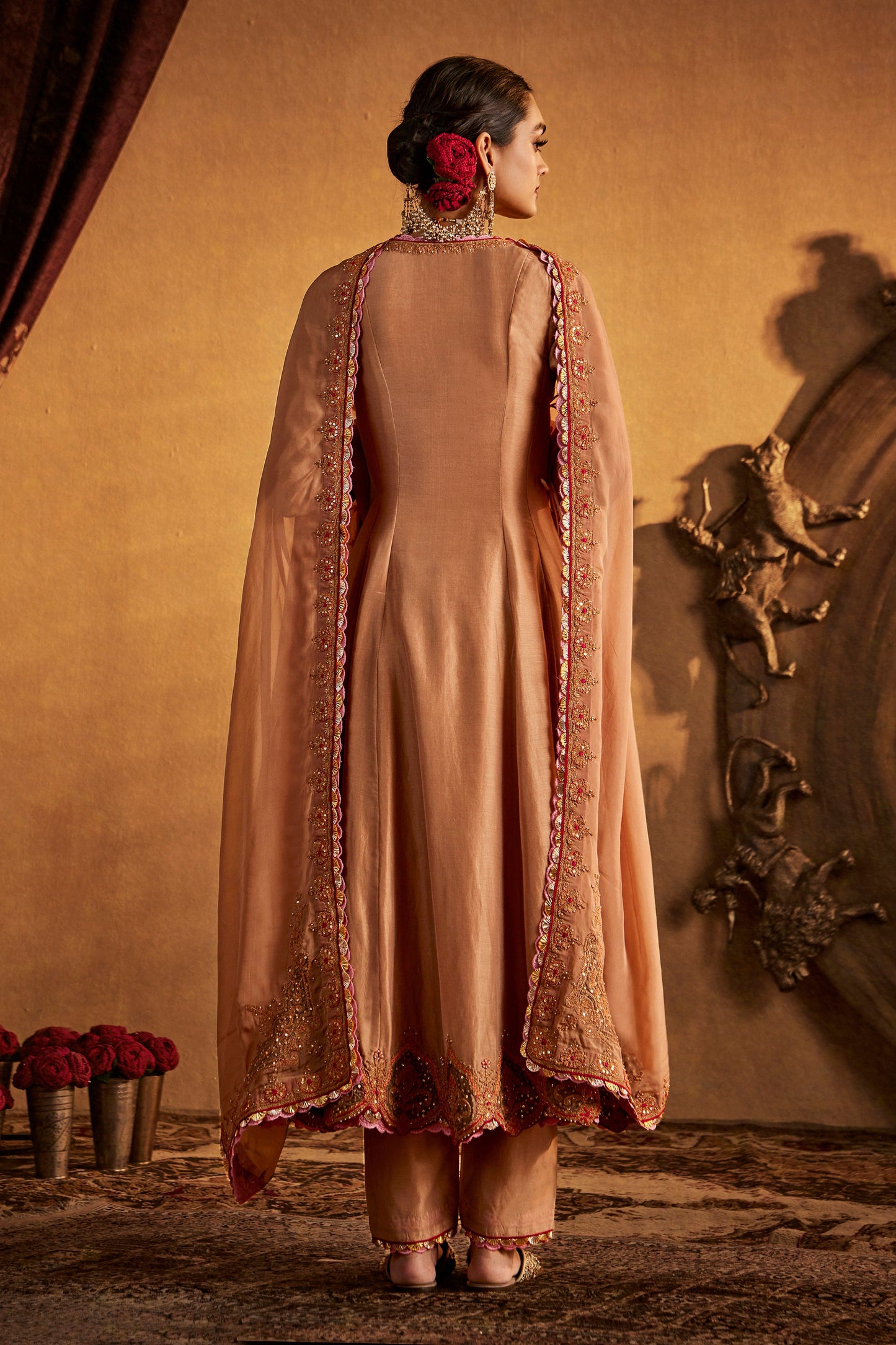 Chestnut Brown Kalidar Set