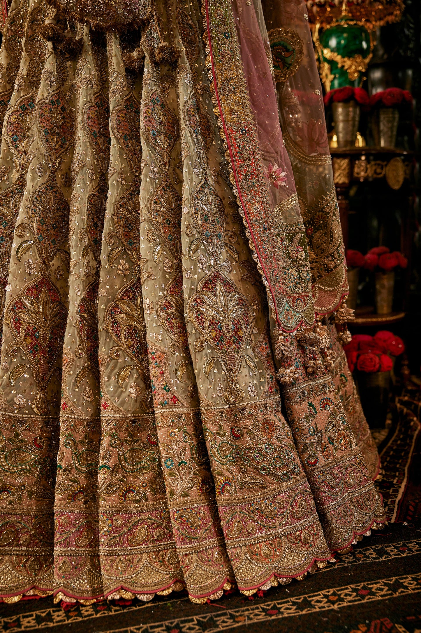 Ivory Gold Prachin-Kari Lehenga