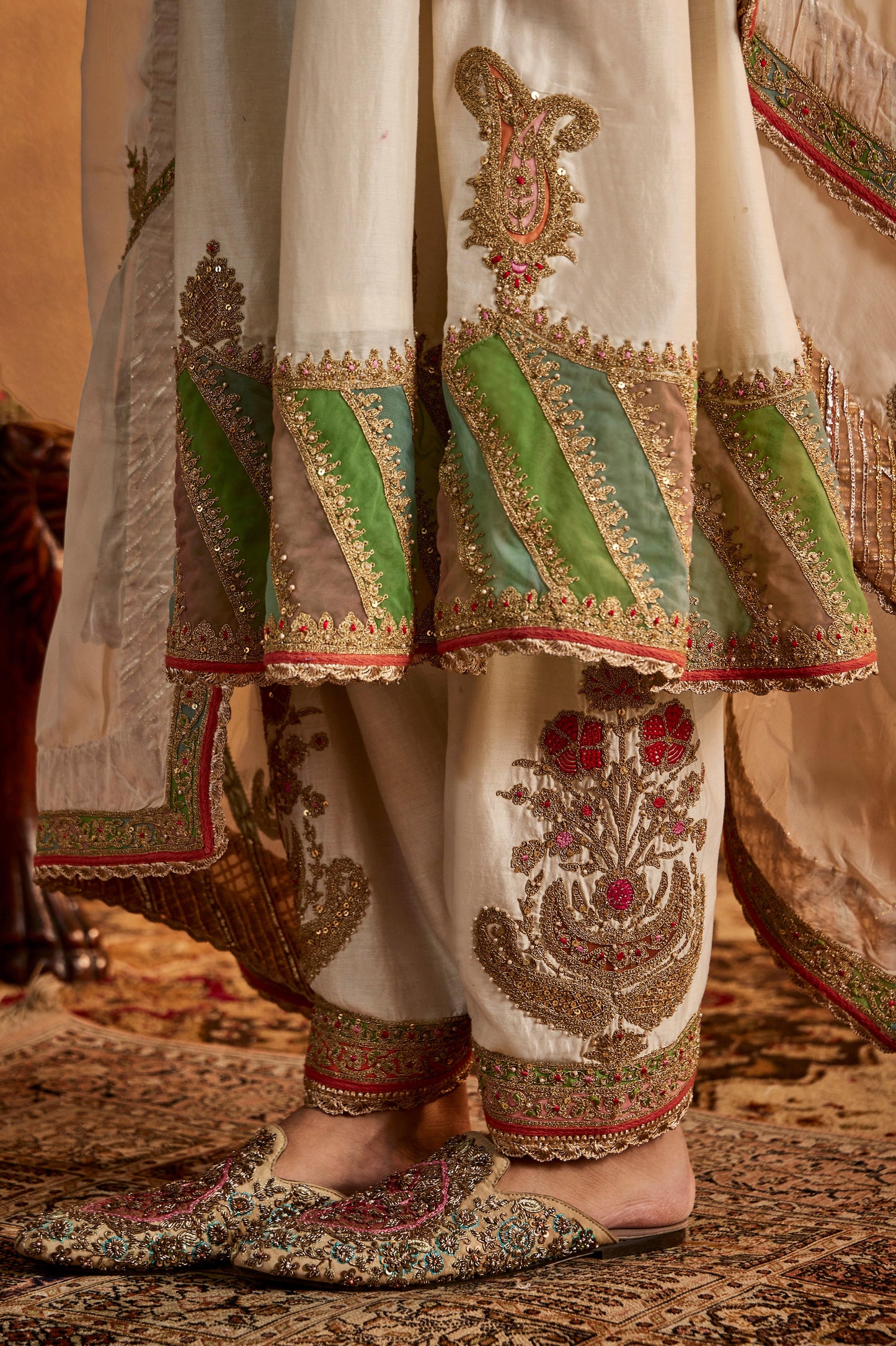 Ivory-Green Kalidar Set