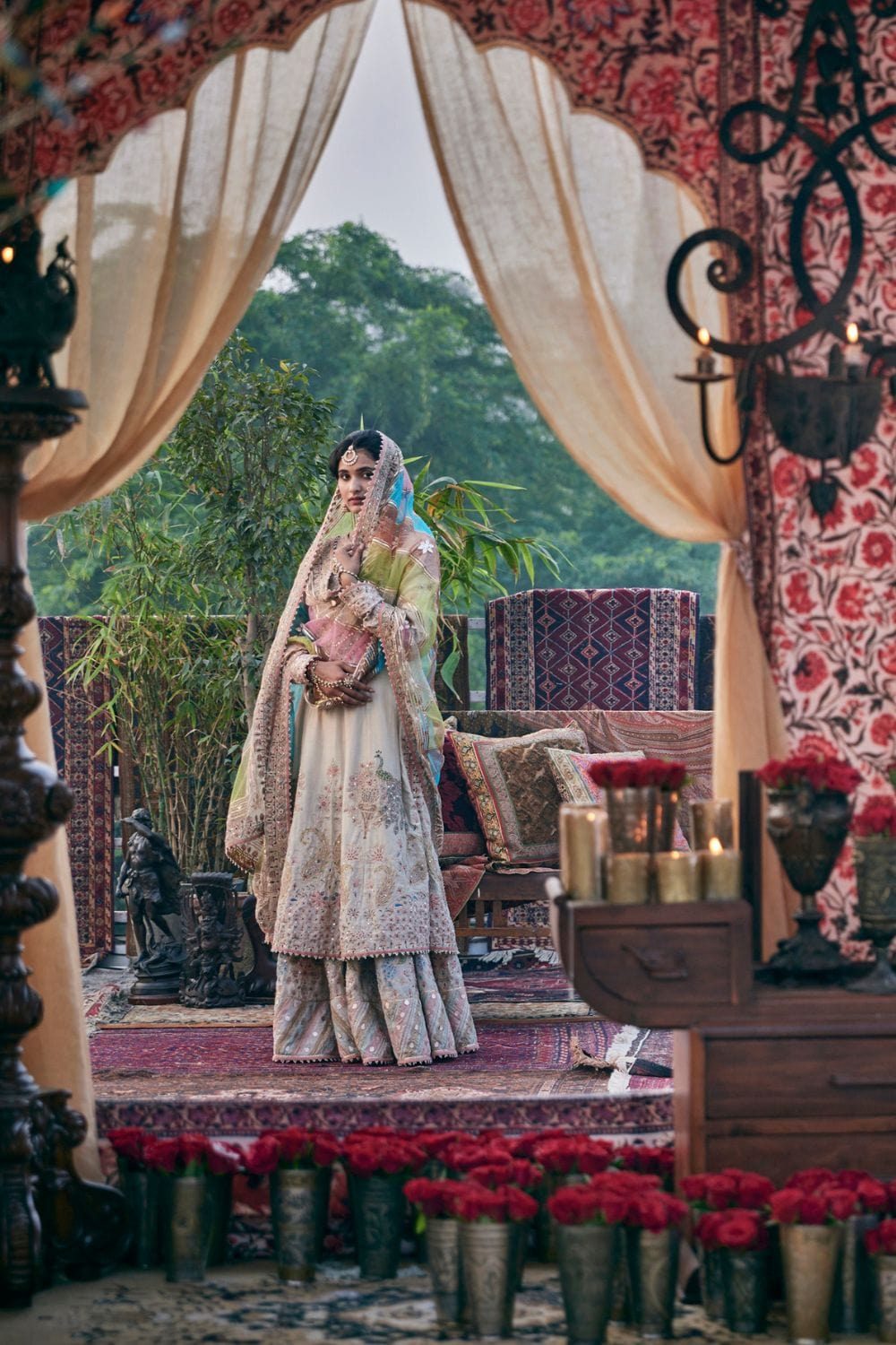 Ivory Sharara set