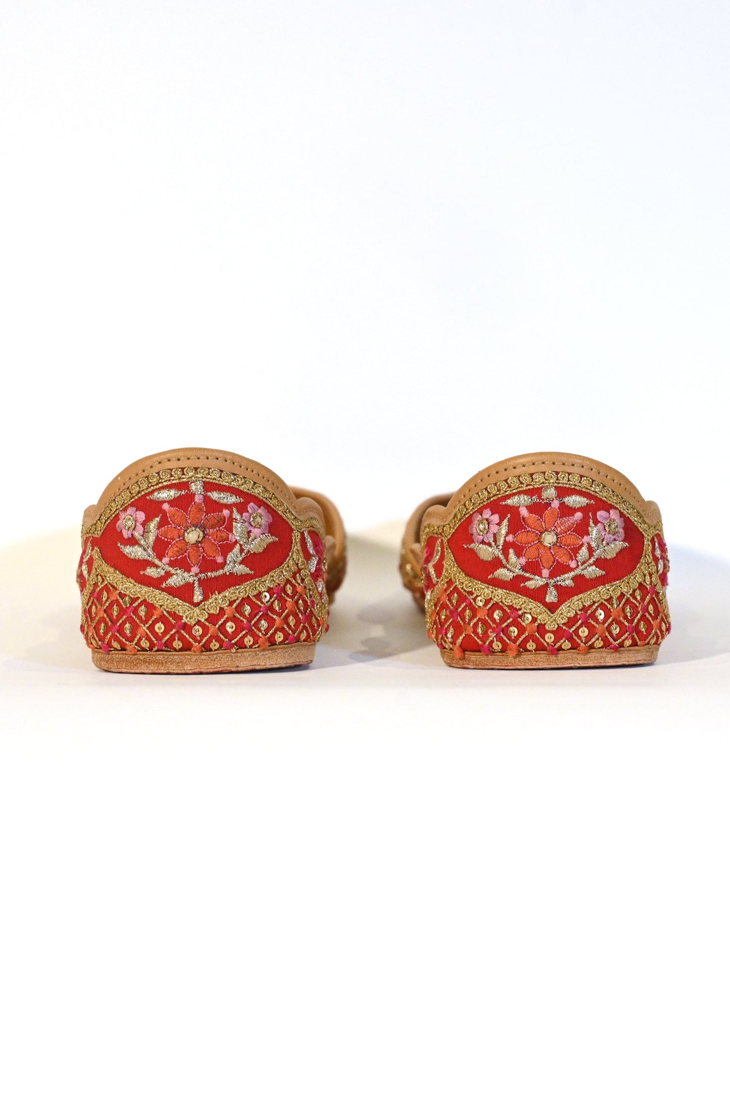 Gulbahar Jutti