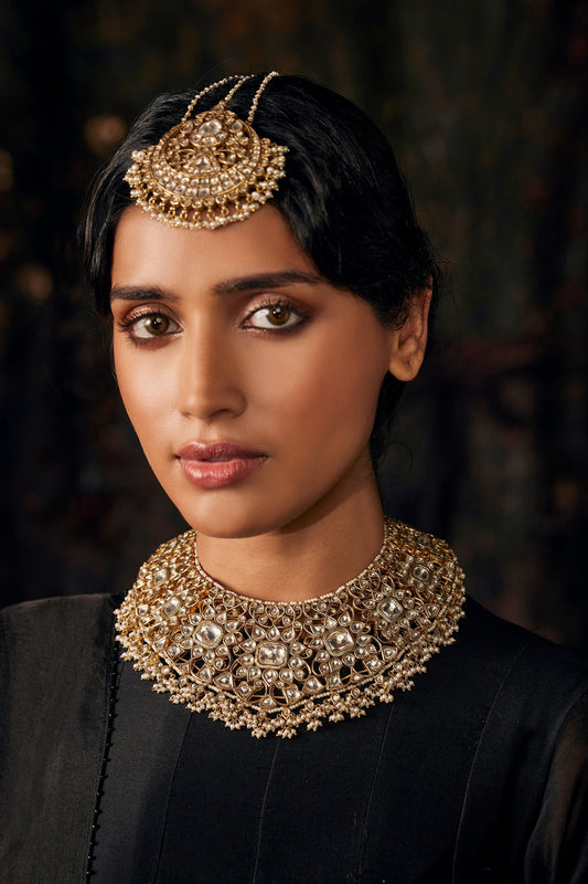 Sheesh Mahal Noor Haar