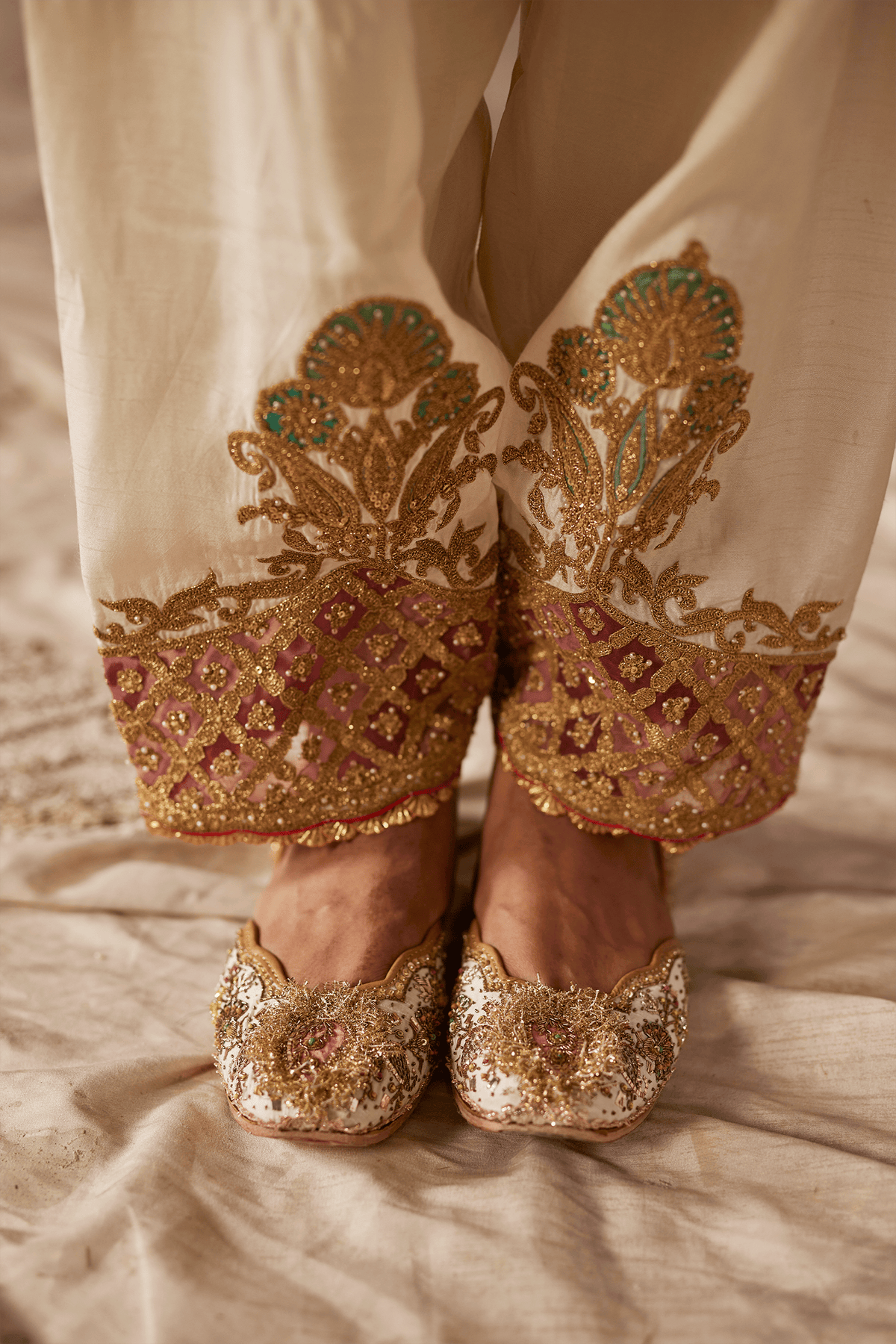 Ruhani Mehrab Jutti