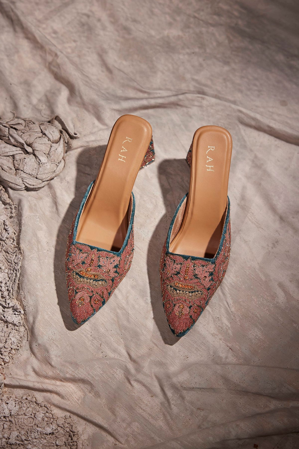 Azhdaha Atash Heels
