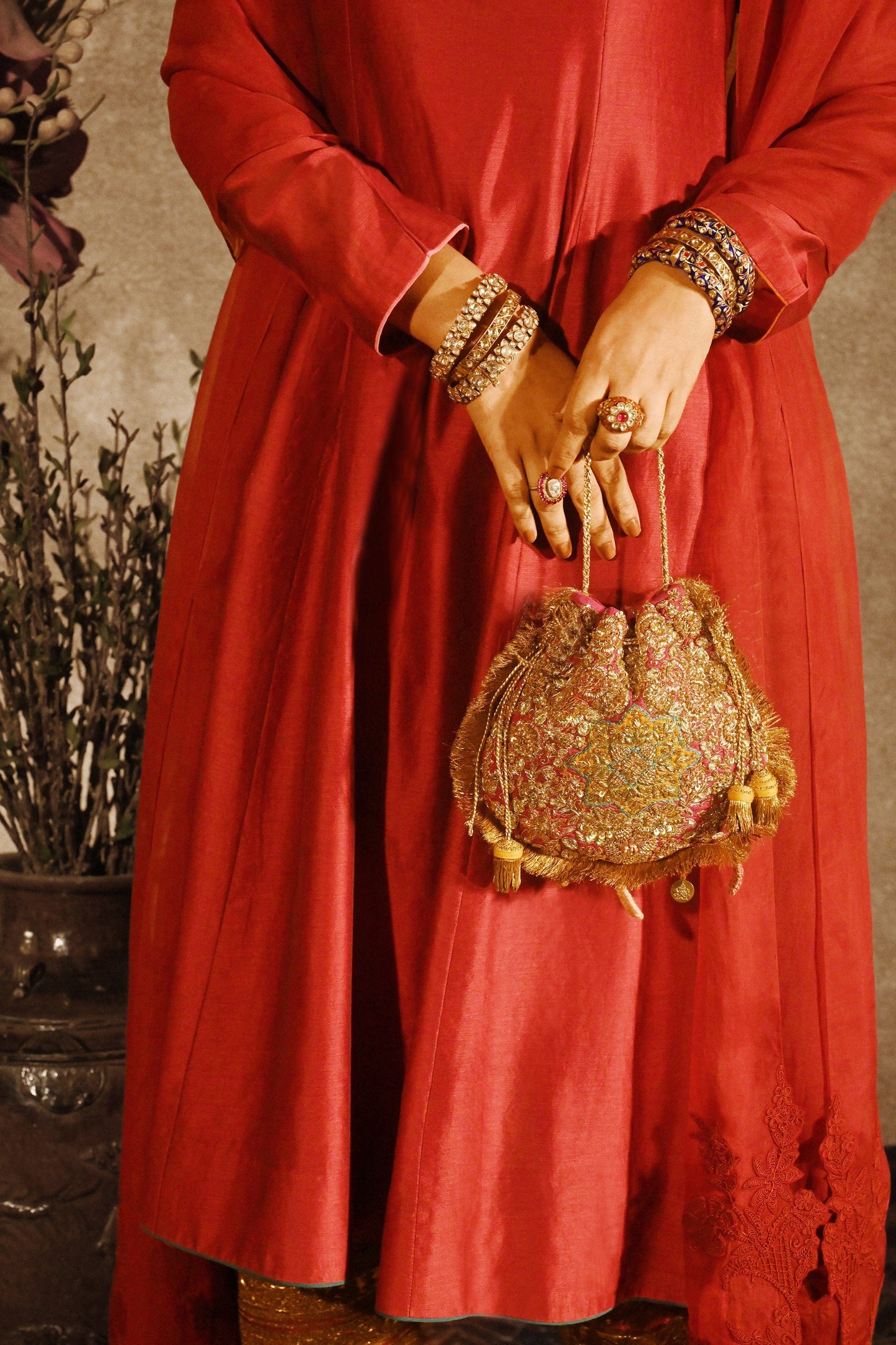 Ruby Naqsh Noor Potli