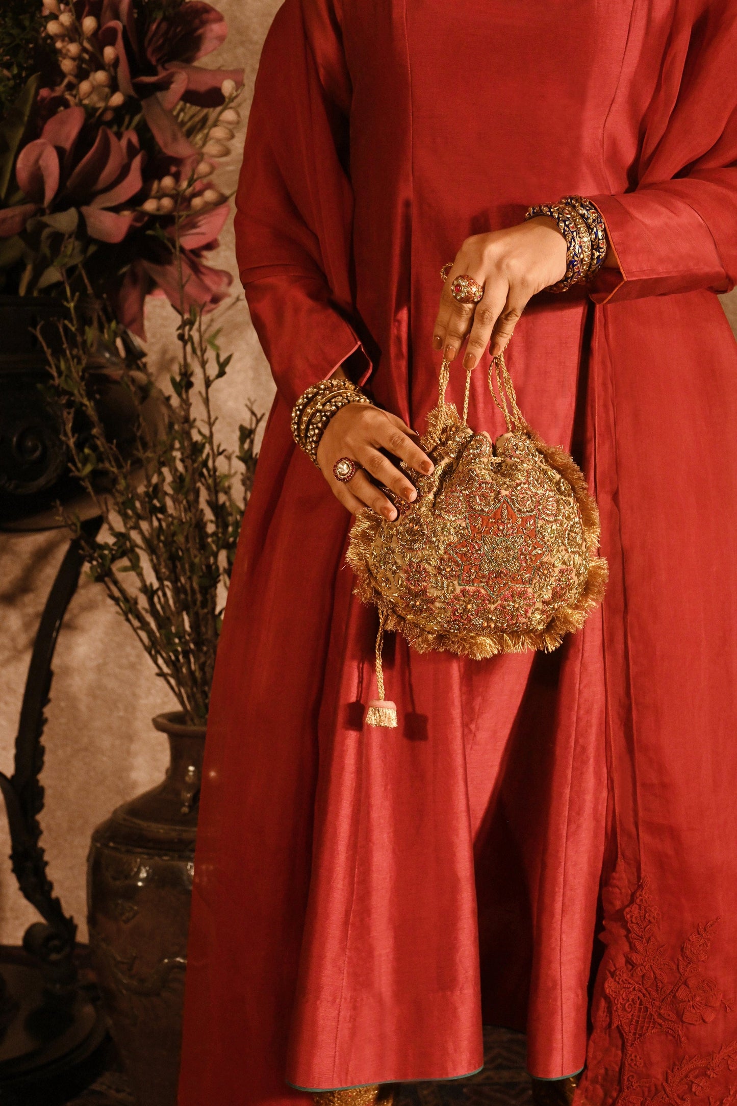 Birch Rust Naqsh Noor Potli