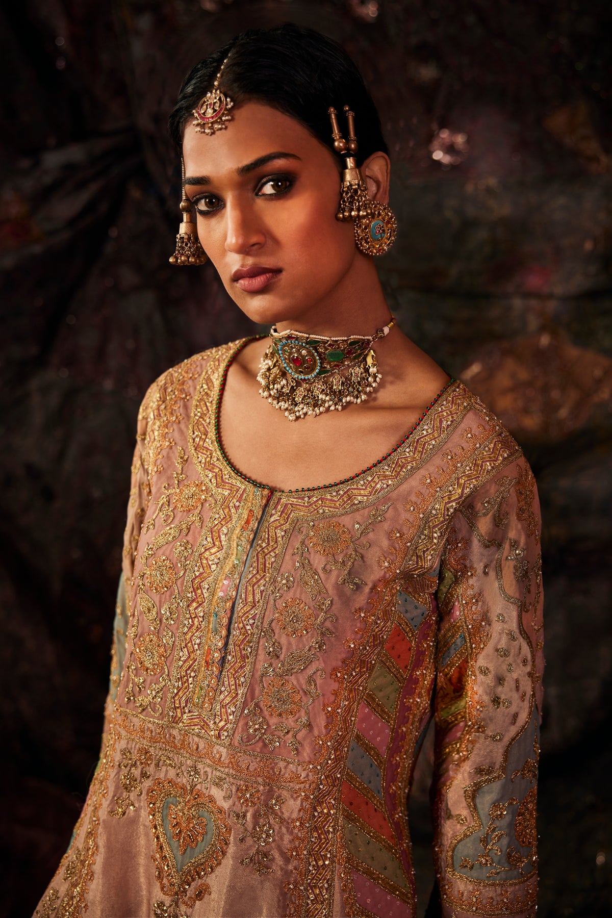 Earthy Pink Embroidered Lungi Set