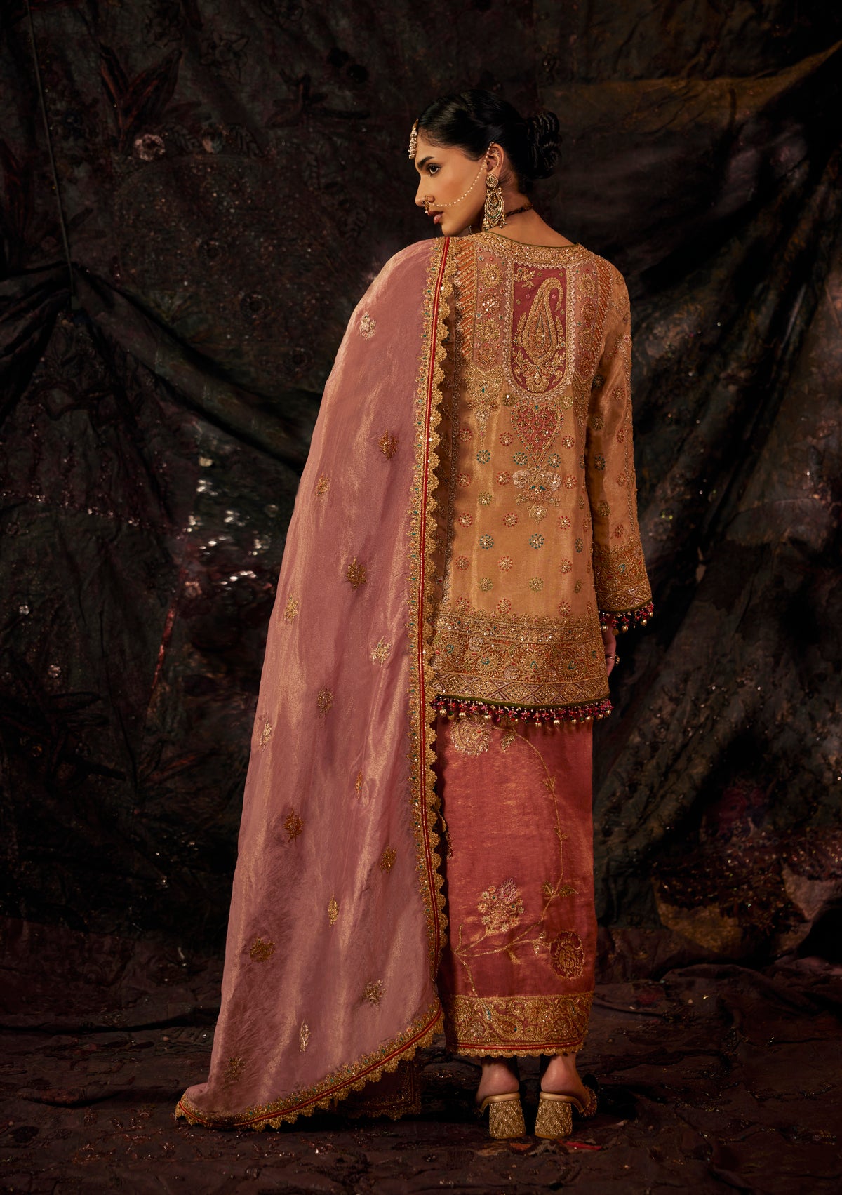 Gold Rose & Pink Lungi Set