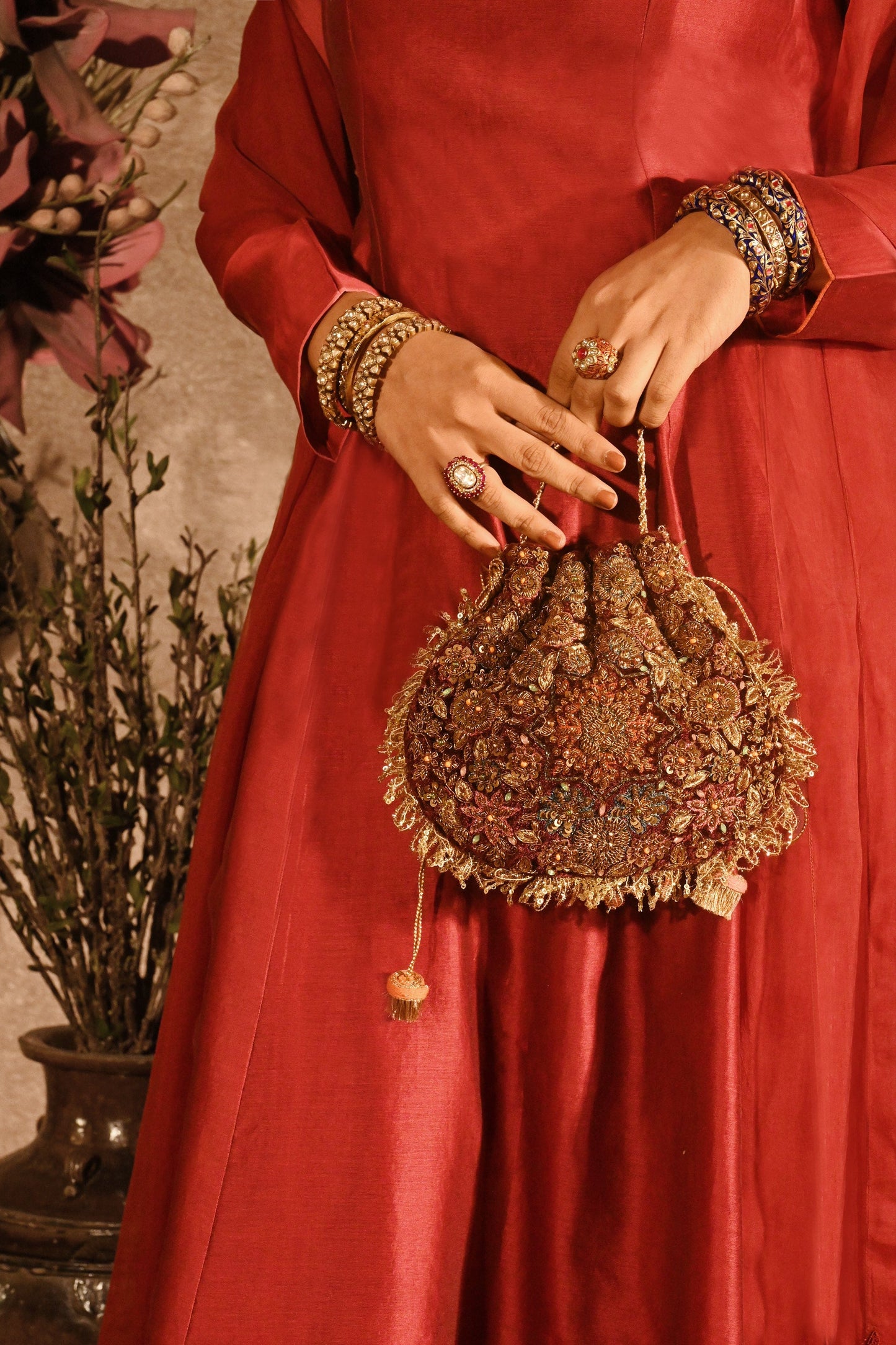 Maroon Naqsh Noor Potli