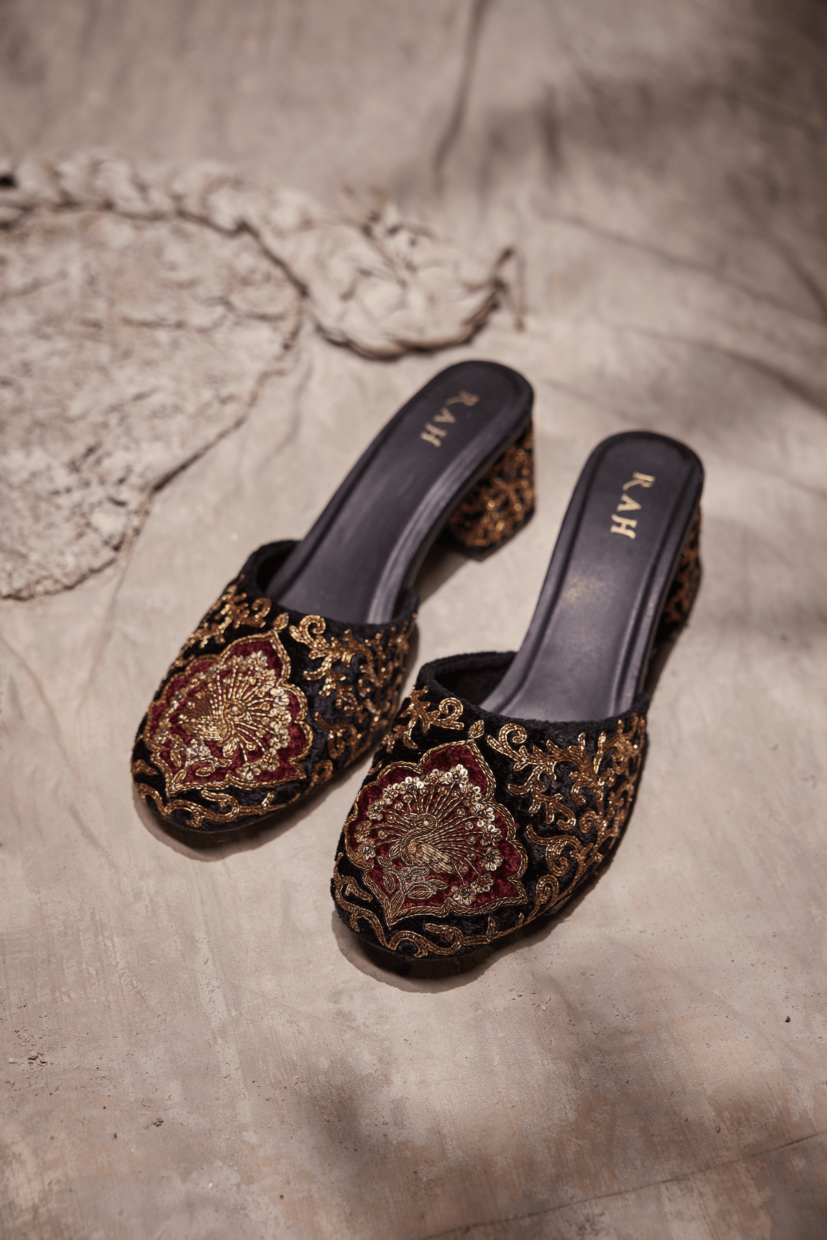 Mor Jharokha Heels