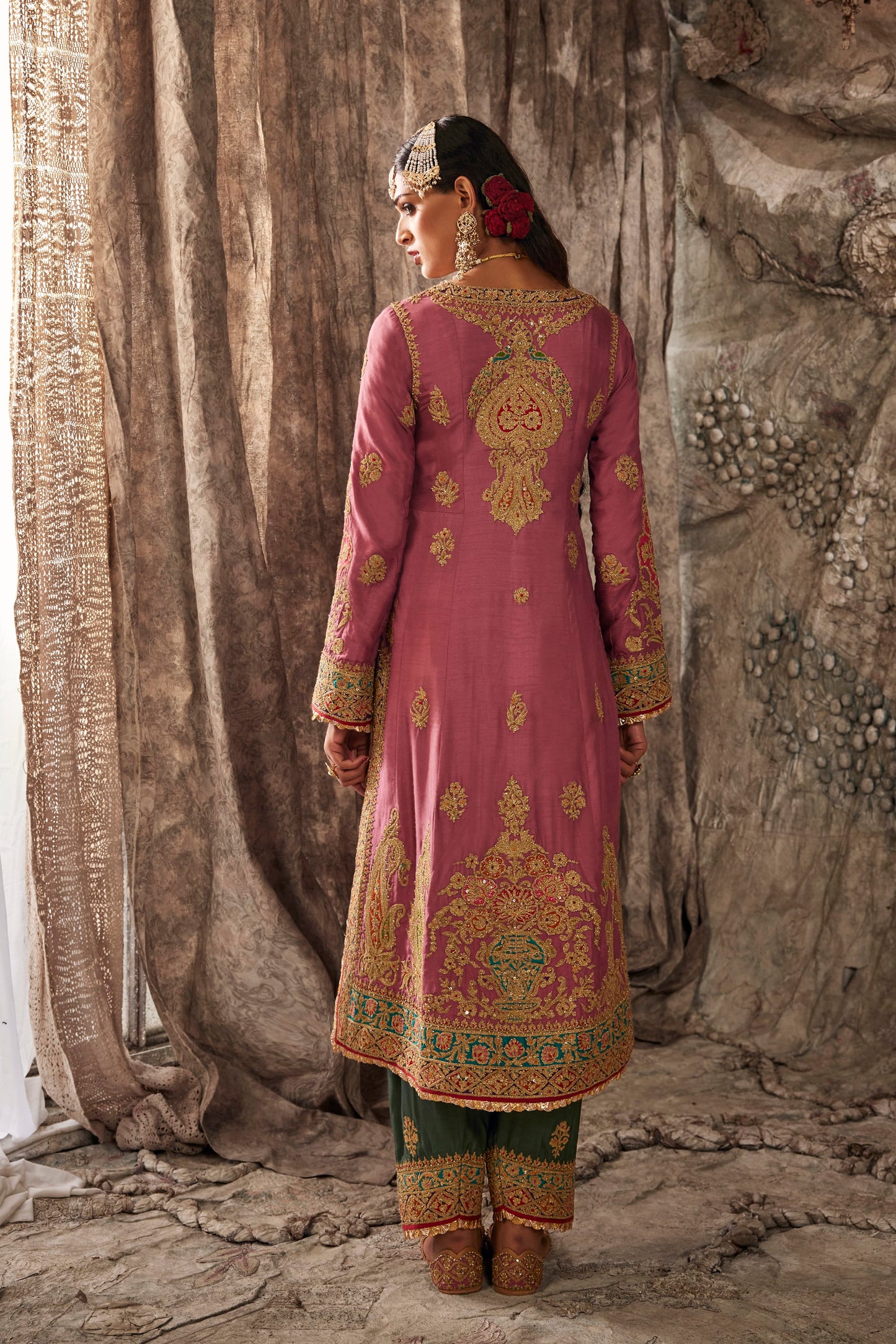 Earthy Pink Embroidered Kurta Set