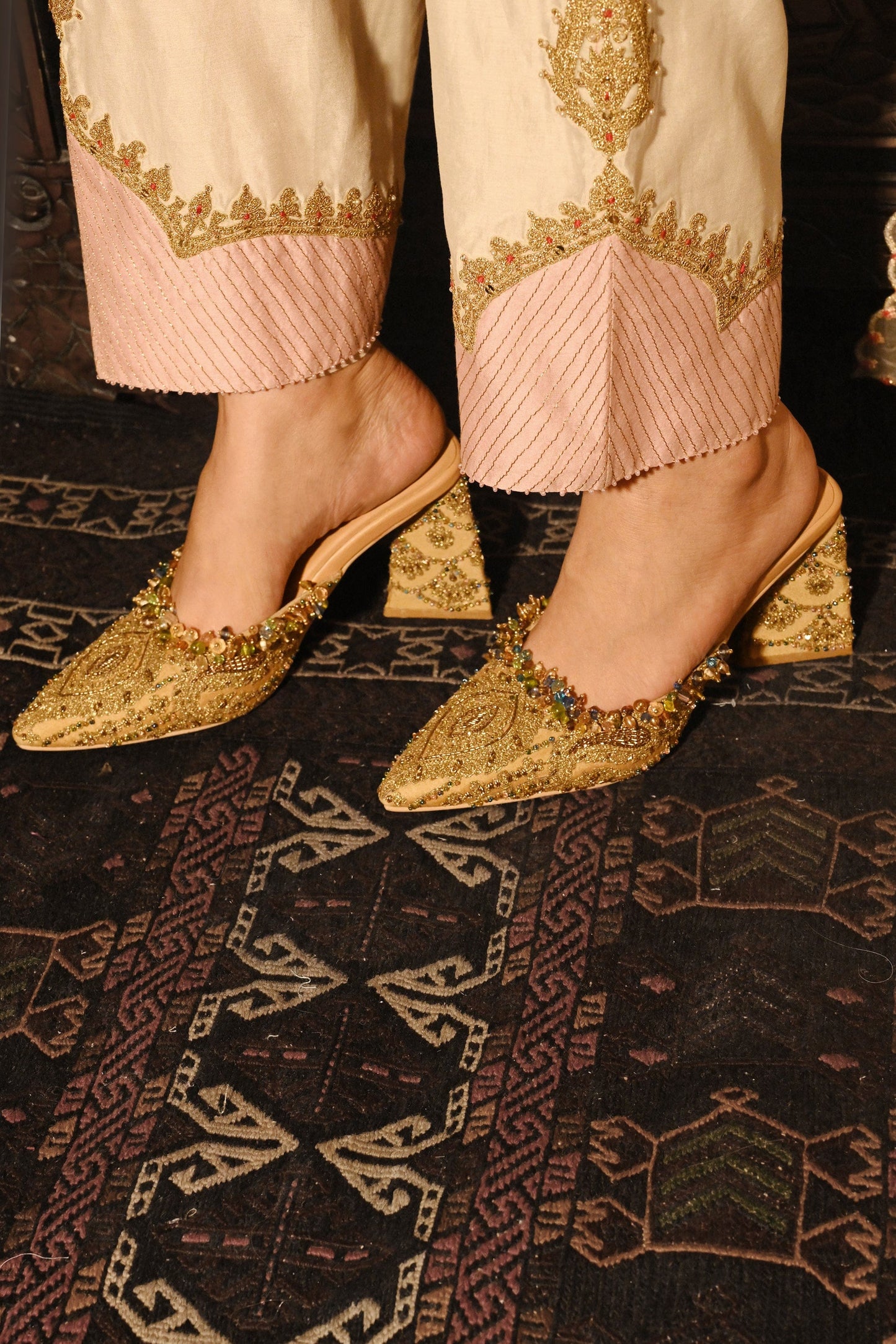 Nazaakat Heels