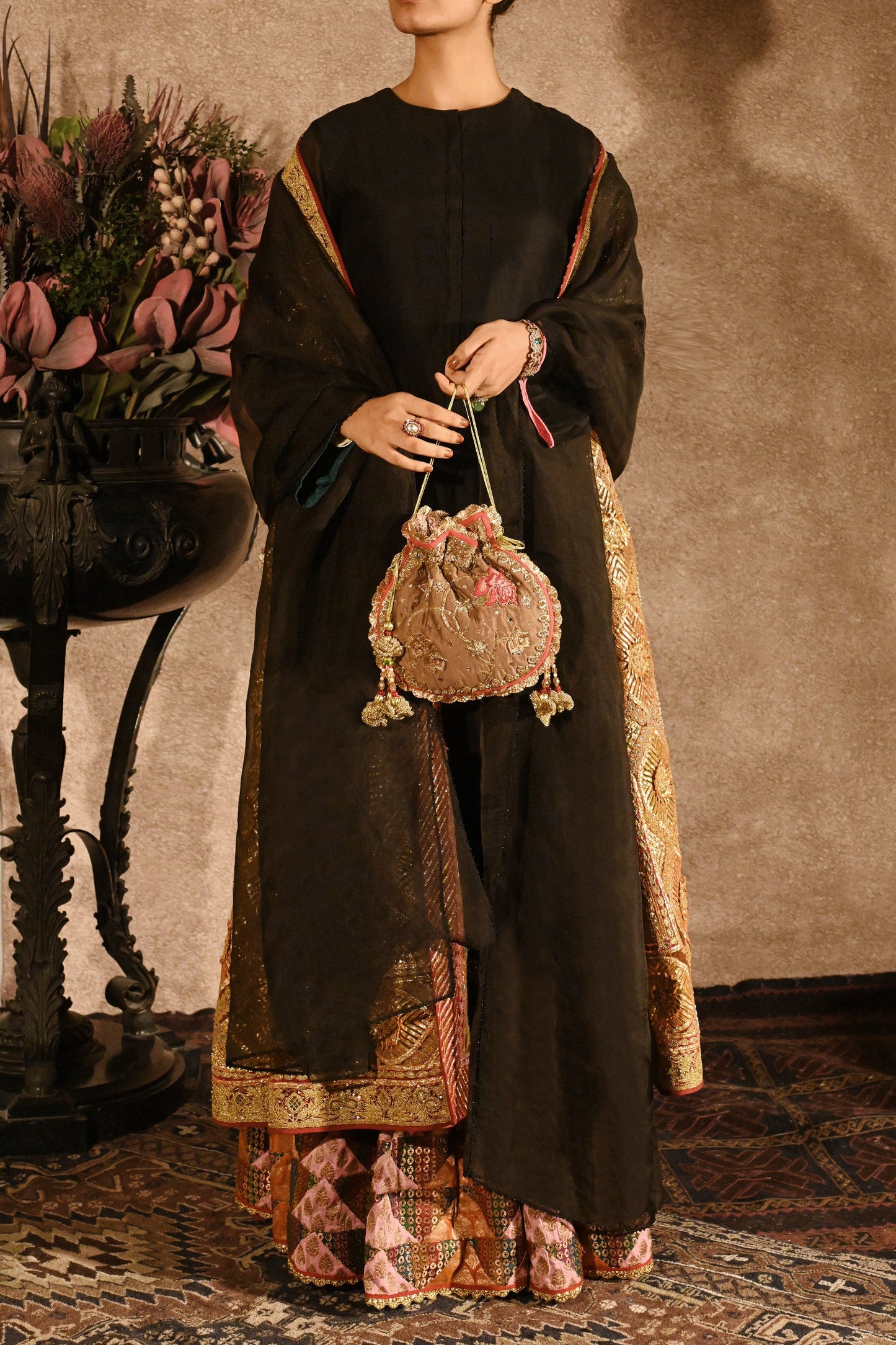 Khaki Gulzaar Potli