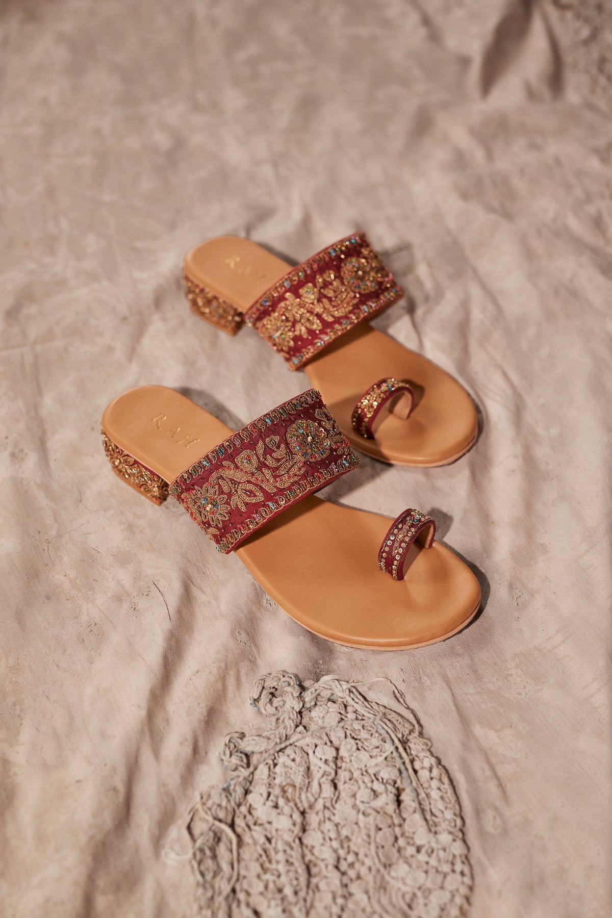 Khizaan Zar Heels