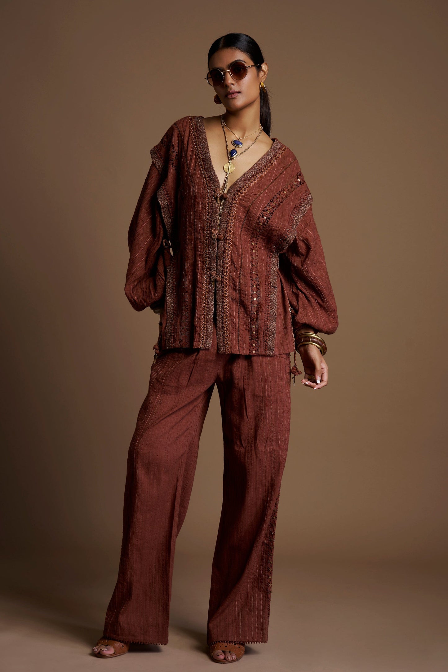 Chestnut Placket Set