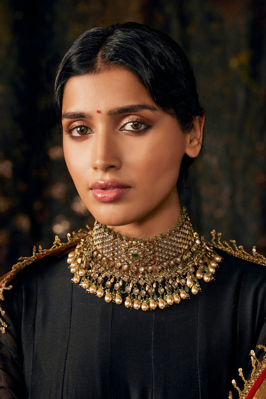 Sheesh Noor Choker