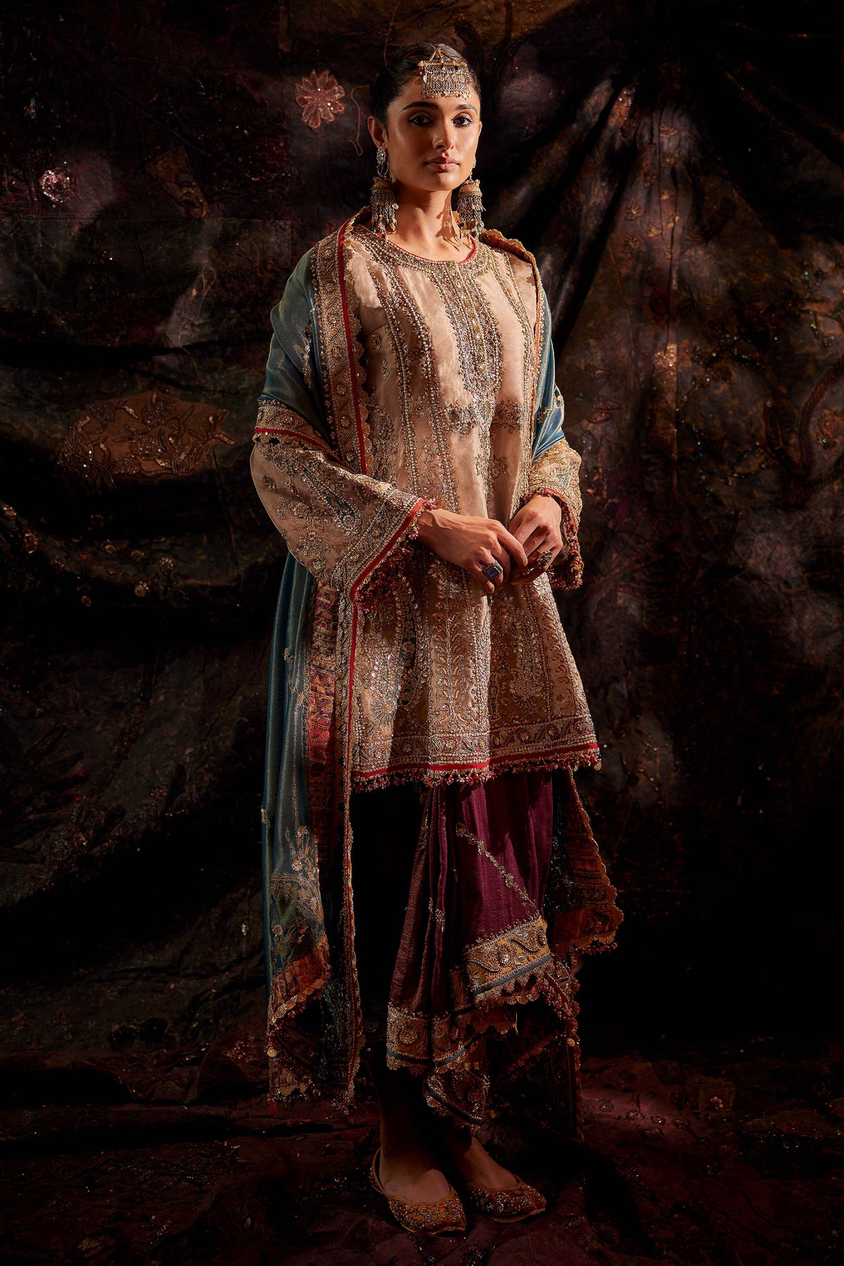 Grey Multi & Peacock Green Lungi Set
