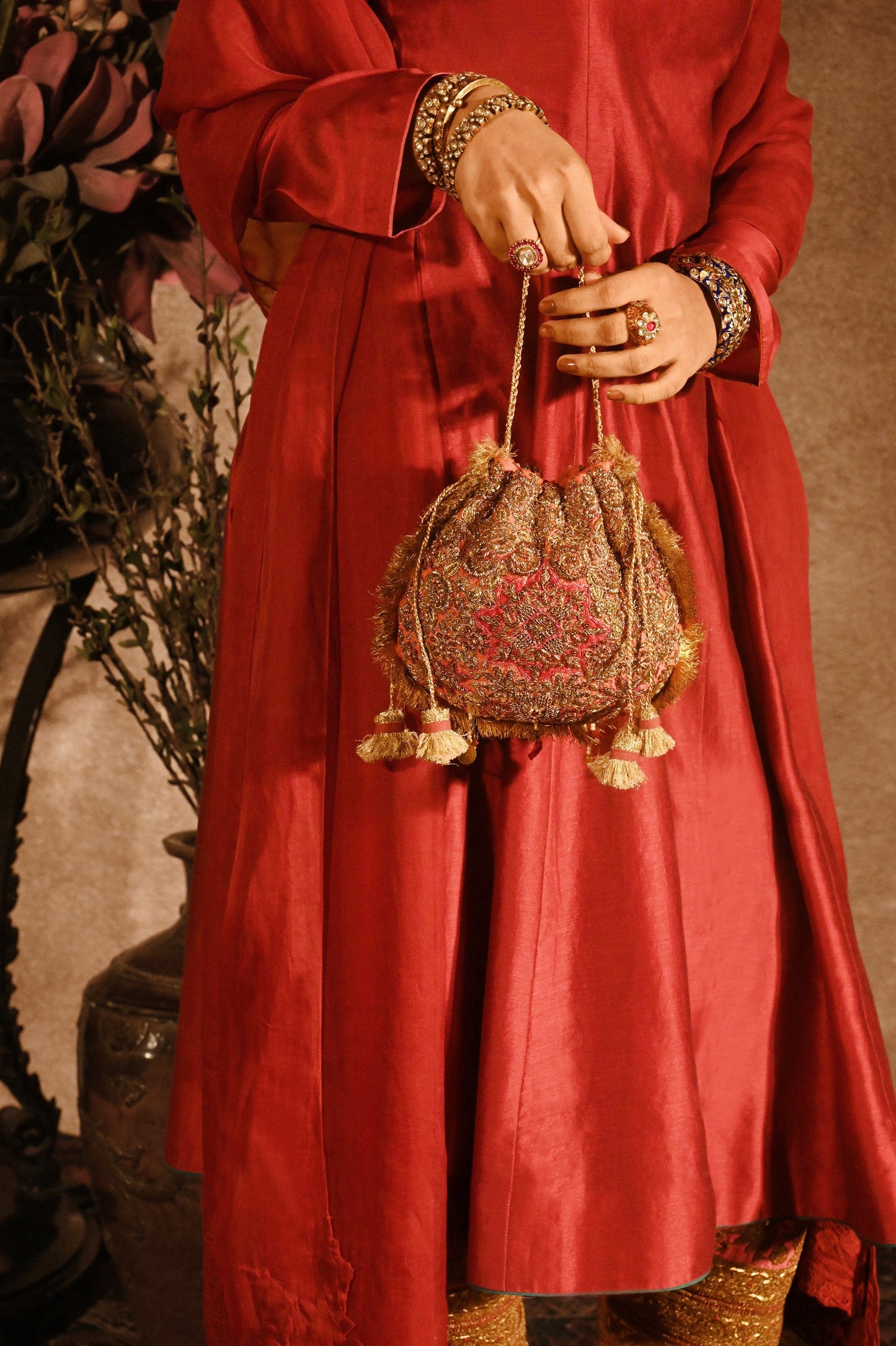Coral Naqsh Noor Potli