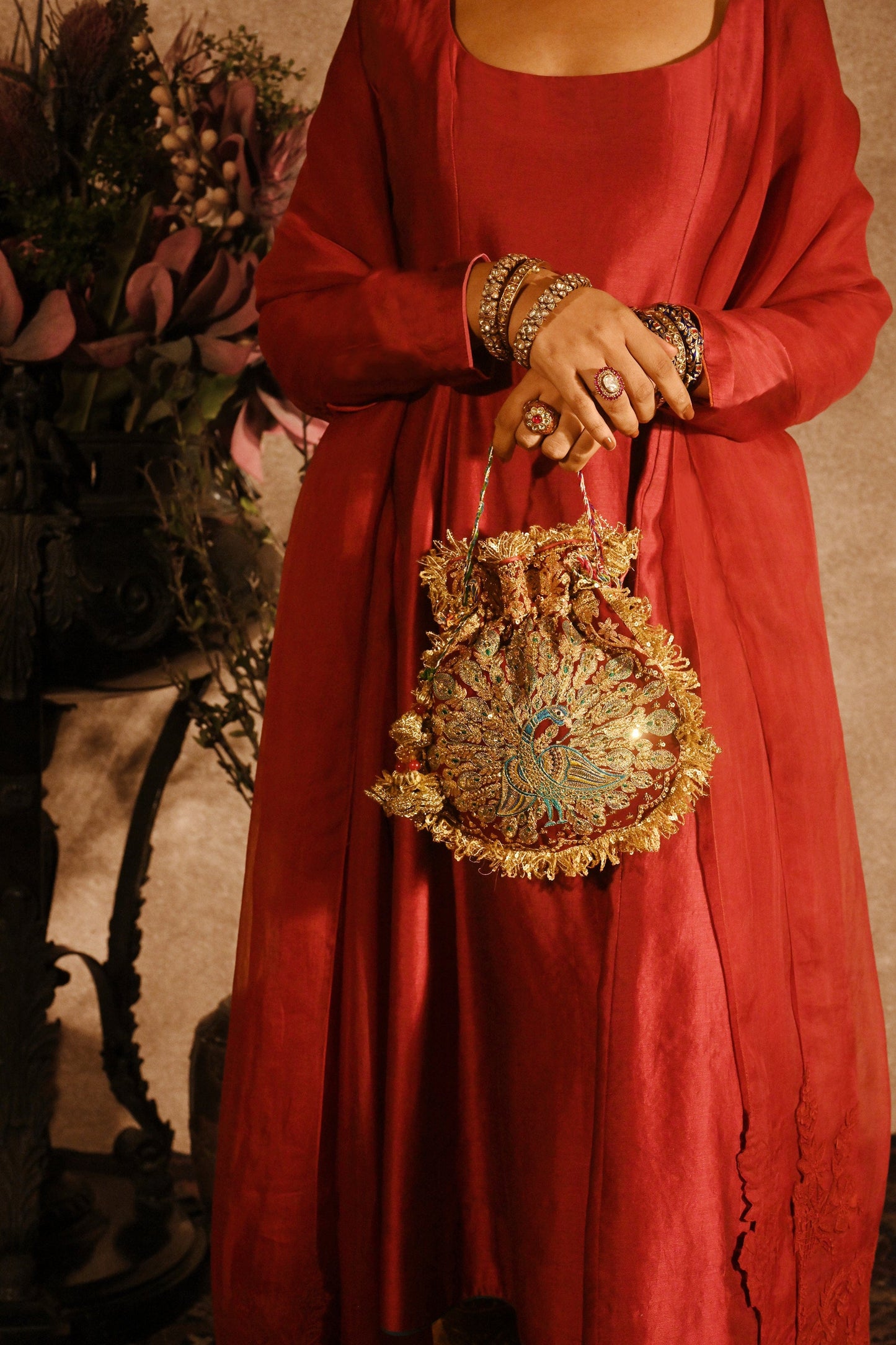 Garnet Morzaar Potli