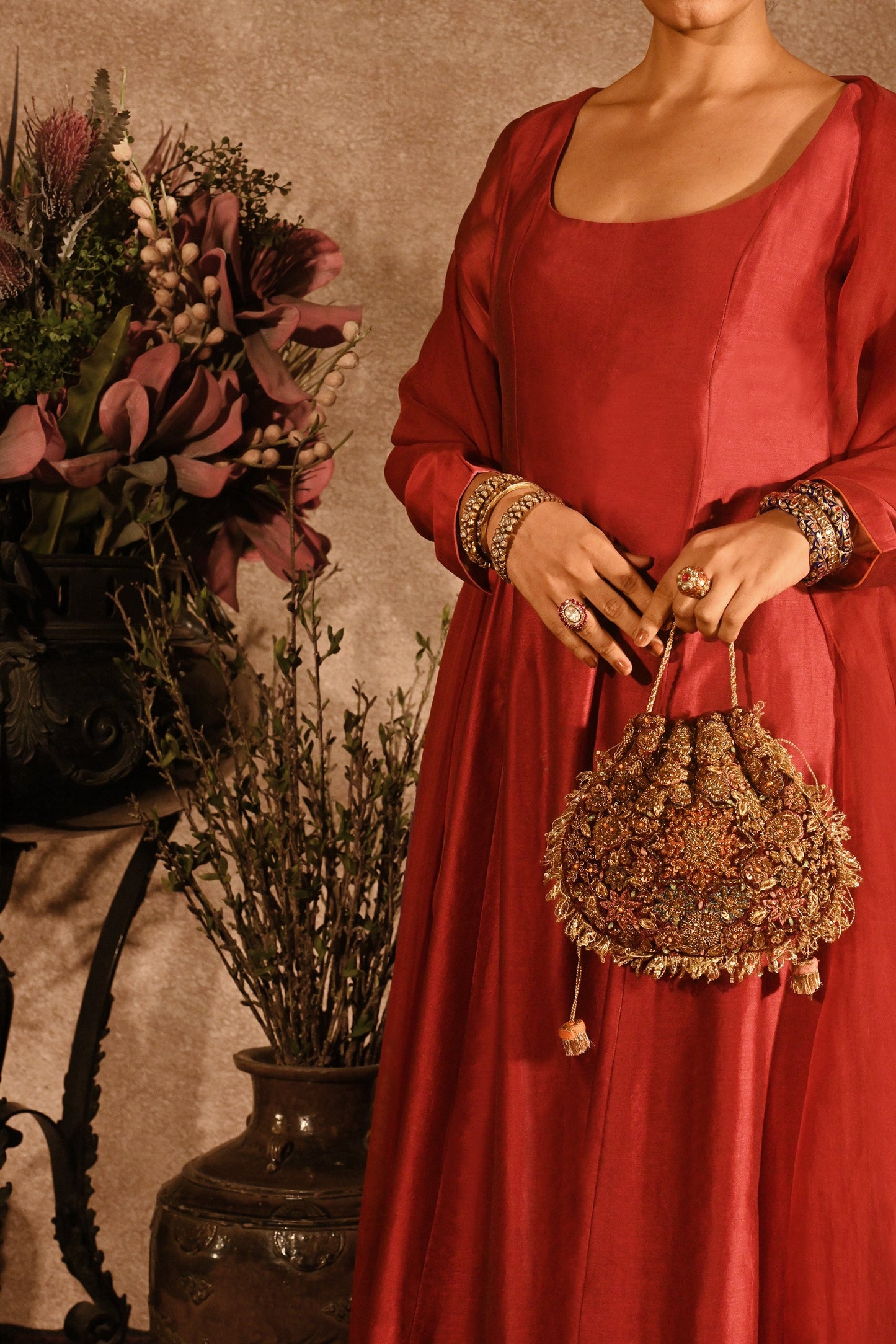 Maroon Naqsh Noor Potli