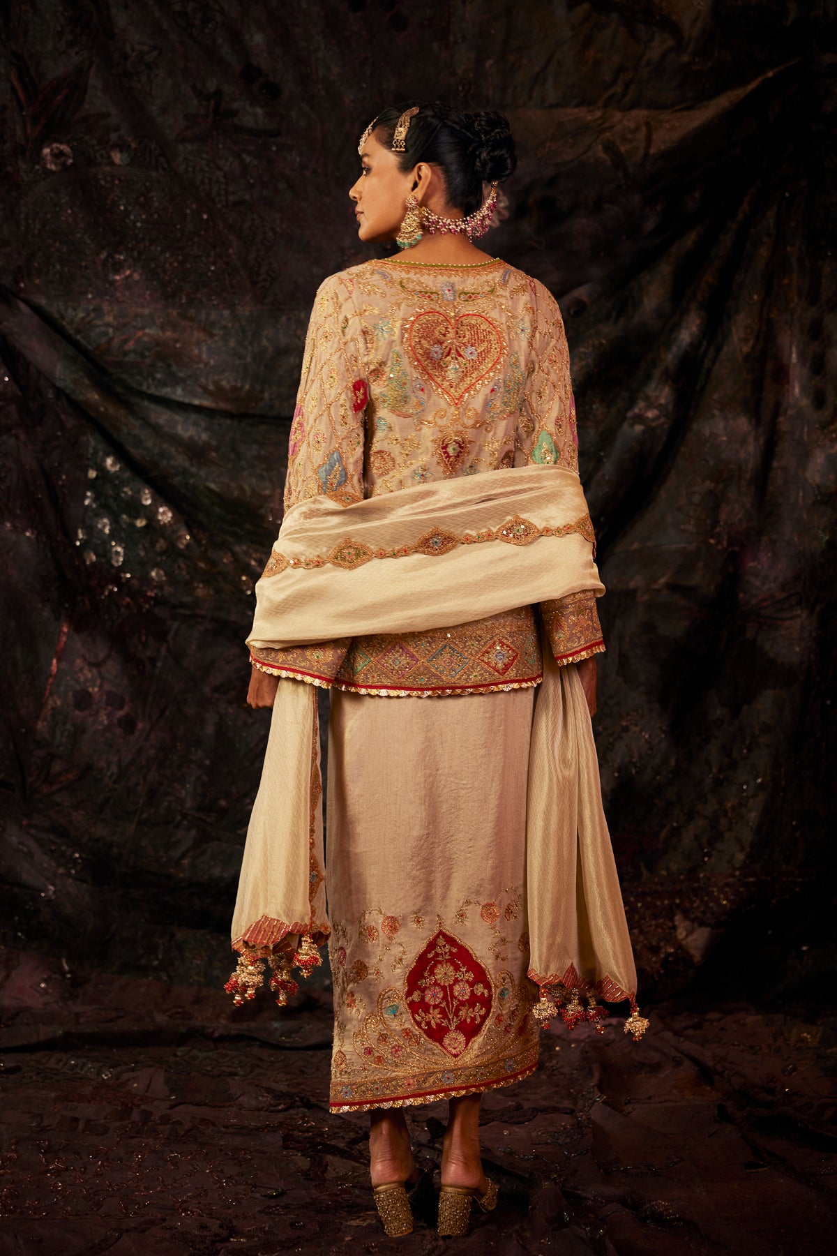 Pale Gold Embroidered Lungi Set