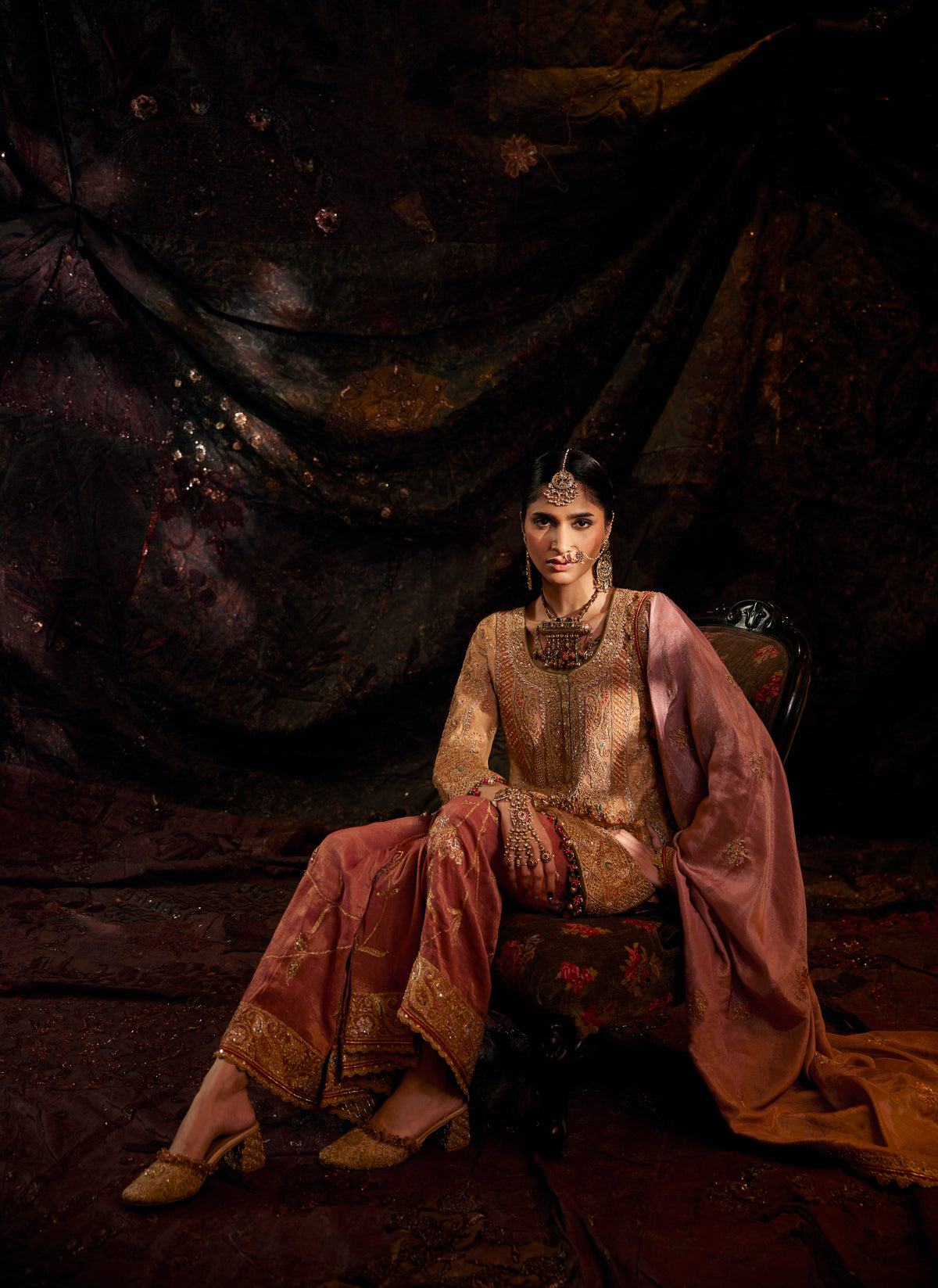 Gold Rose & Pink Lungi Set