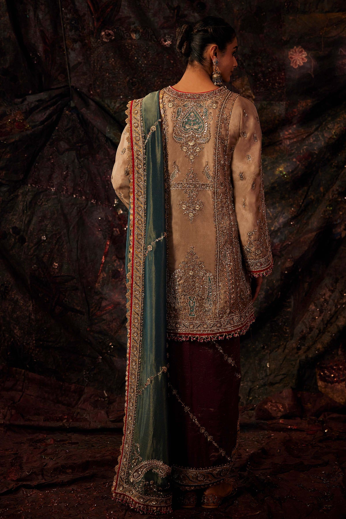 Grey Multi & Peacock Green Lungi Set