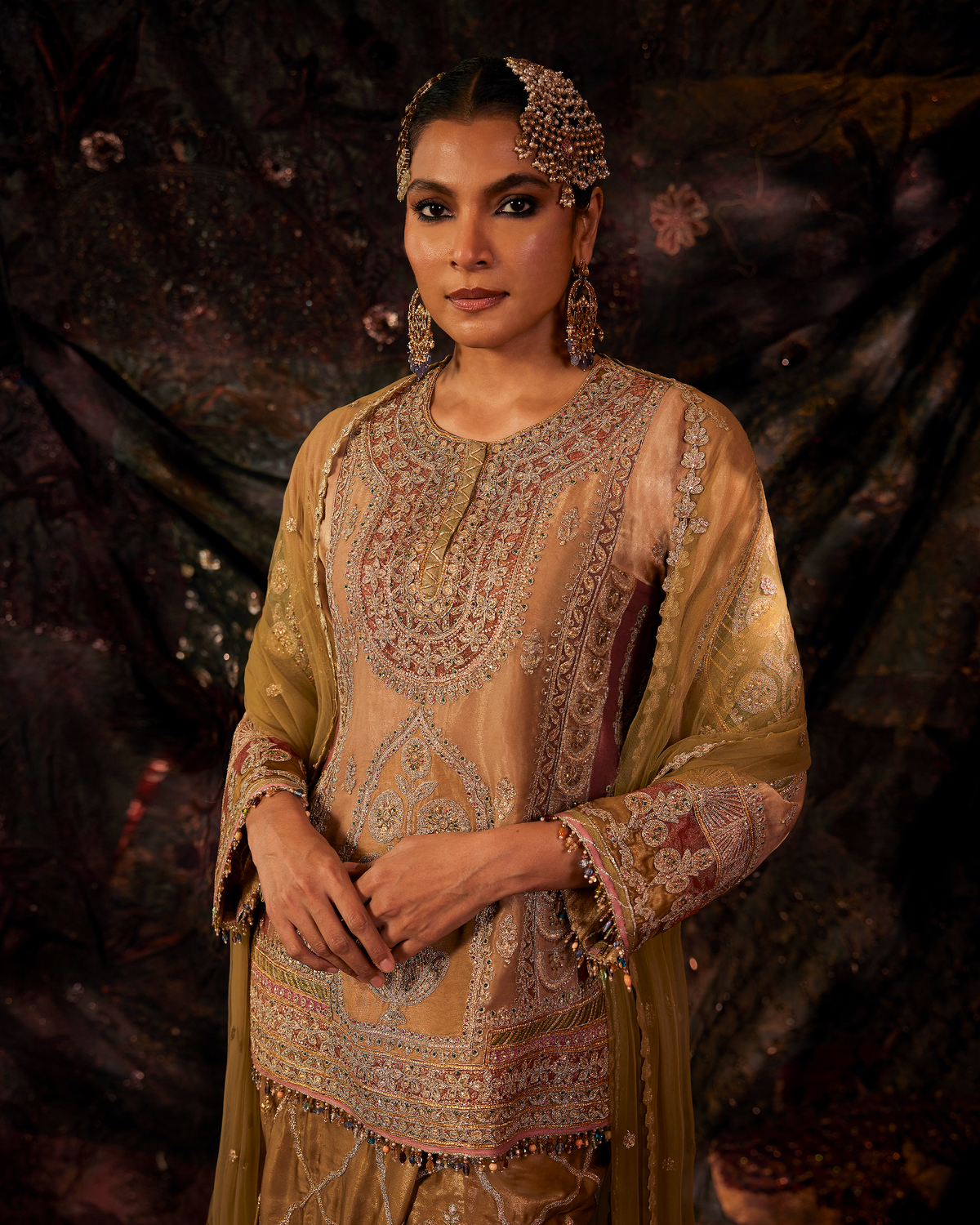Burnished Gold & Moss Green Lungi Set