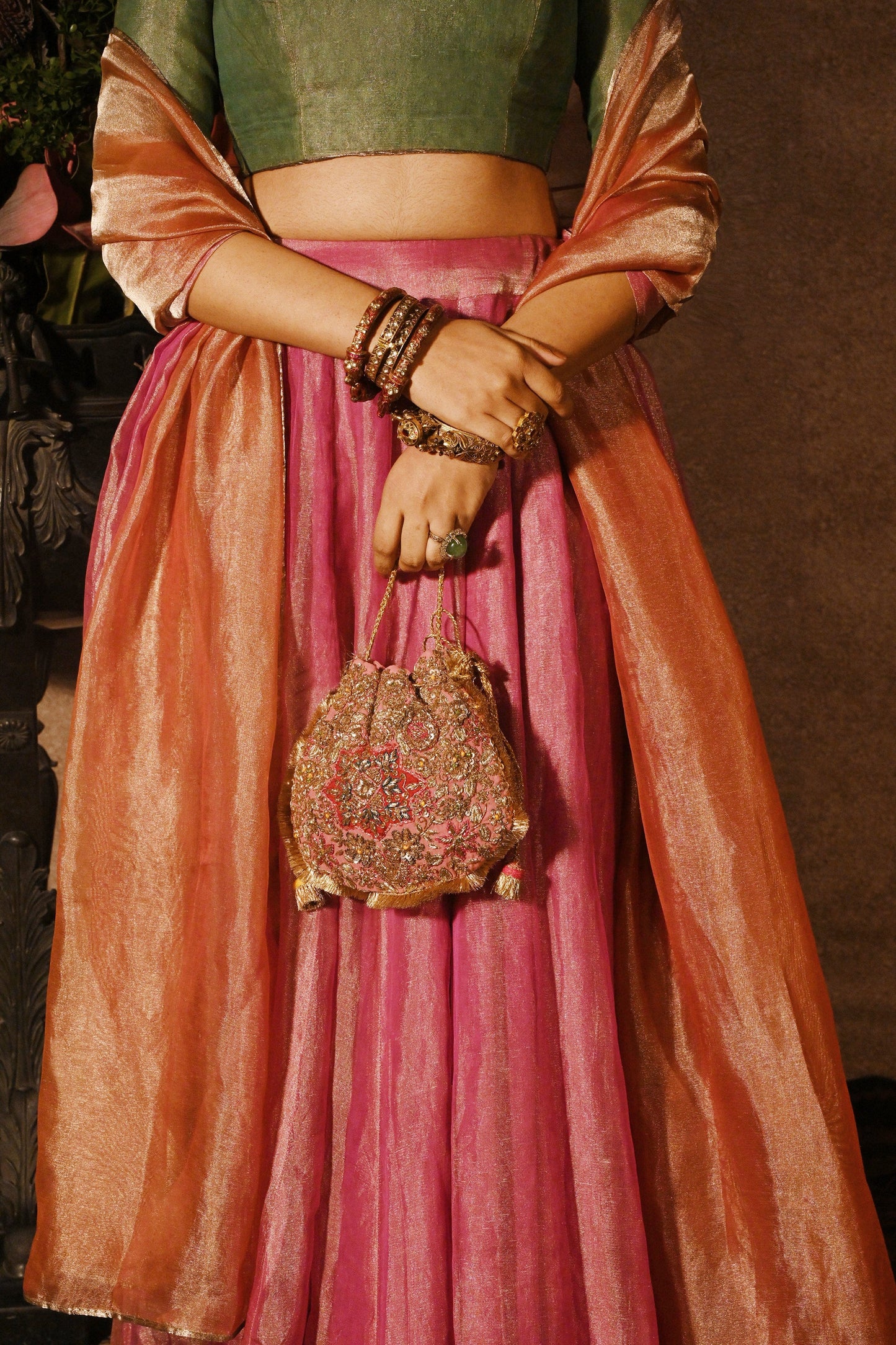 Frosted Pink Naqsh Noor Potli