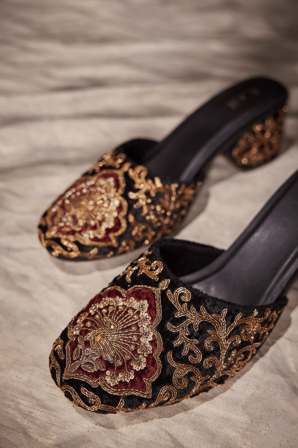 Mor Jharokha Heels