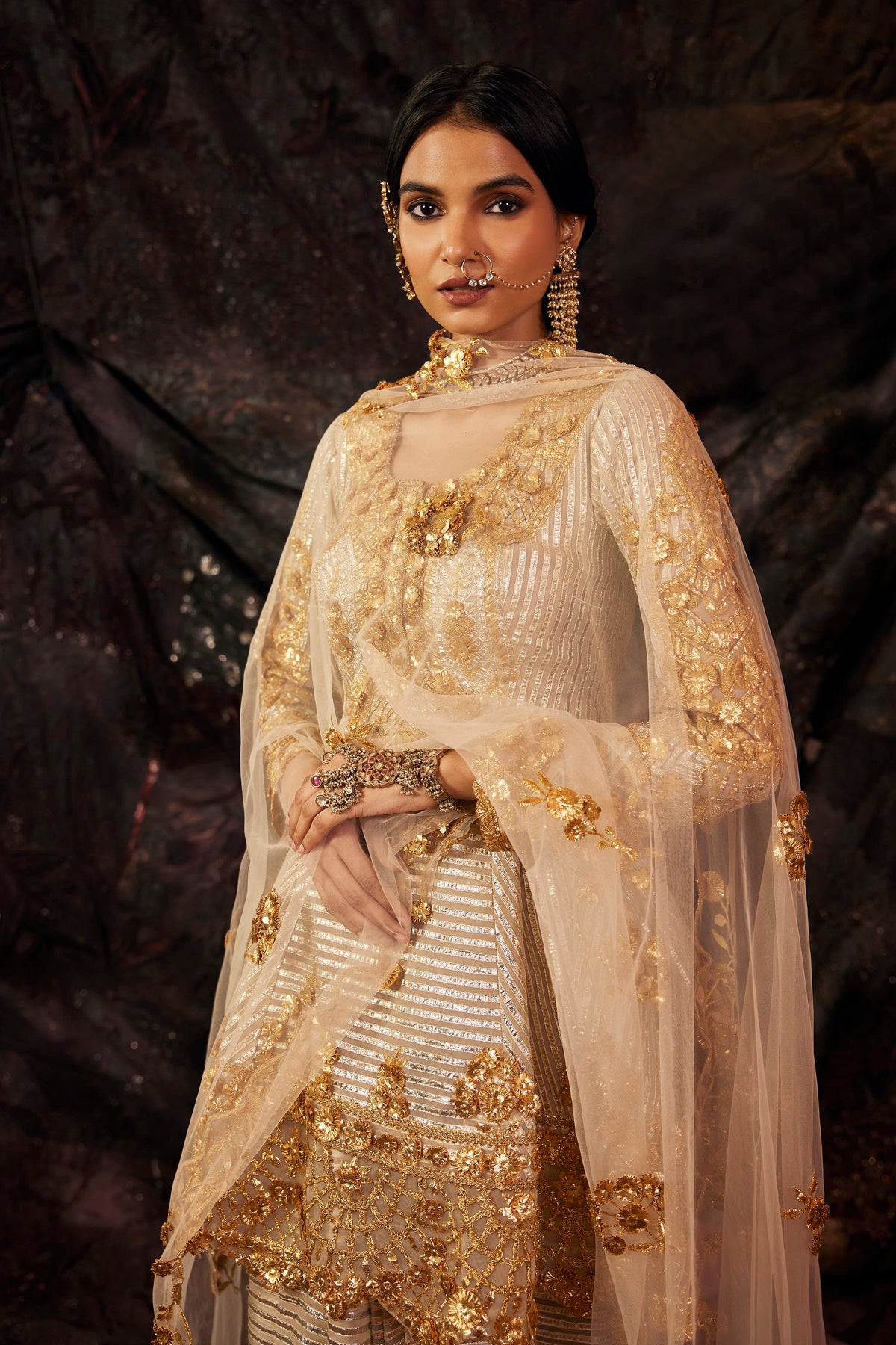 Silver & Gold Embroidered Lungi Set