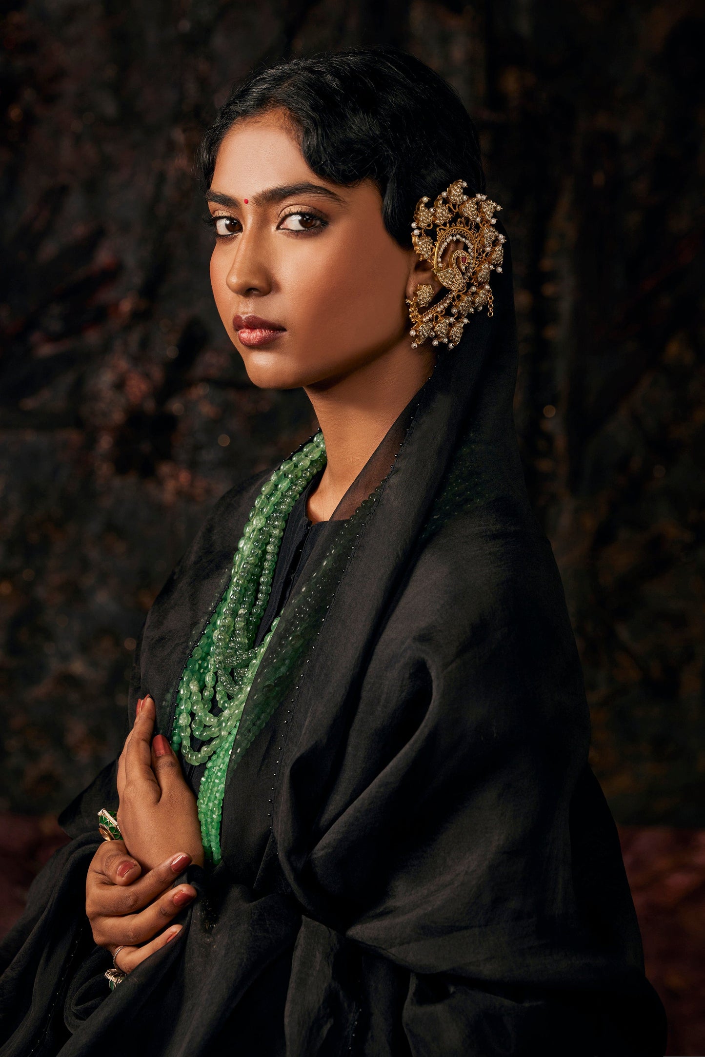 Panch Mor kaan Phool