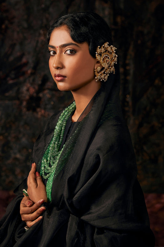 Panch Mor kaan Phool