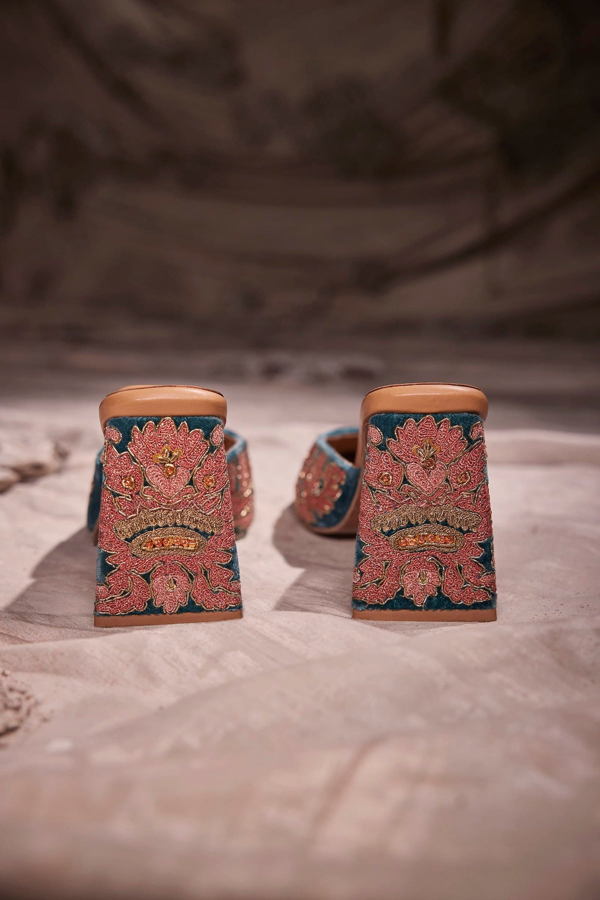 Azhdaha Atash Heels
