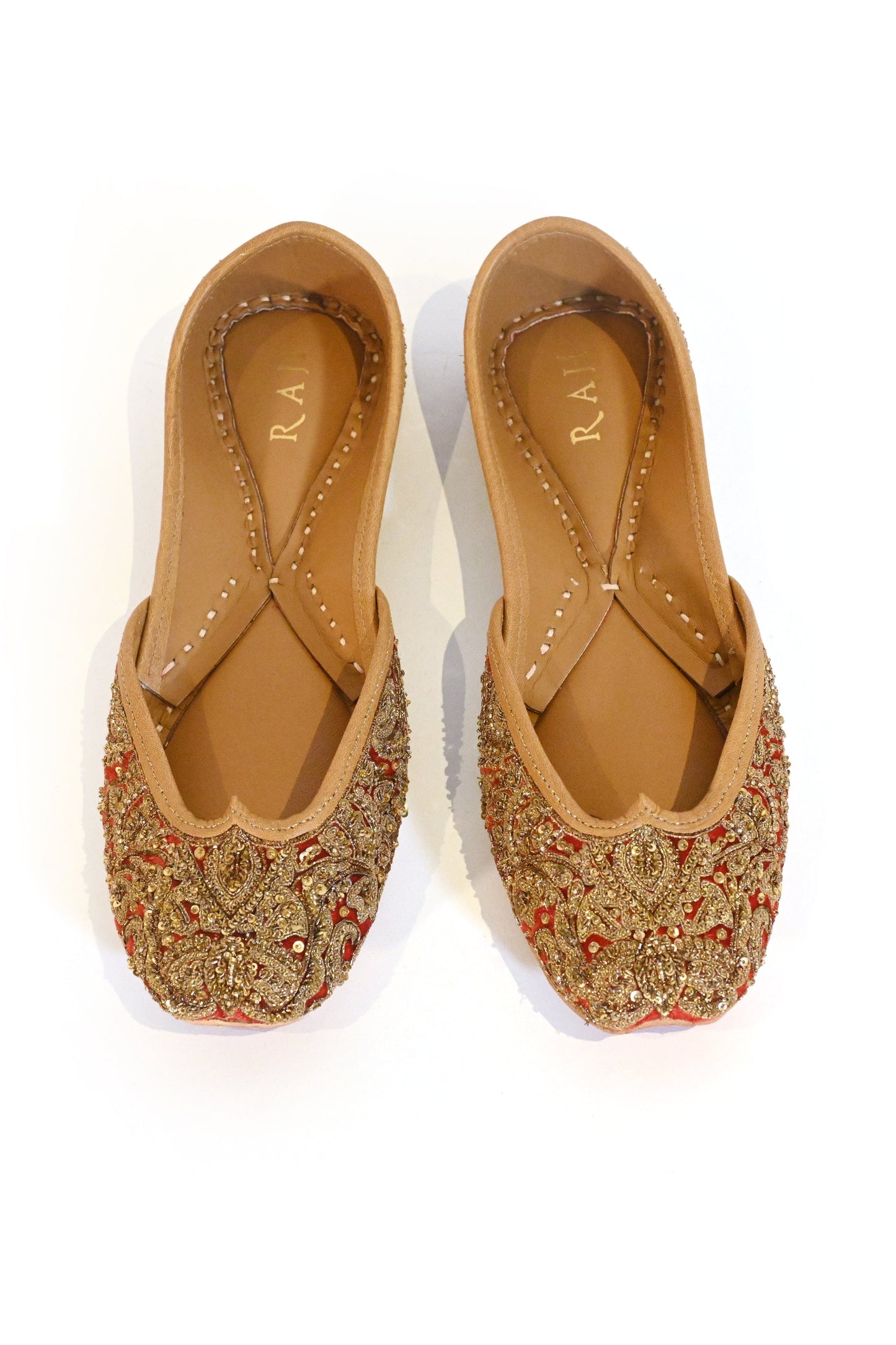 Sorkh Zar Jutti