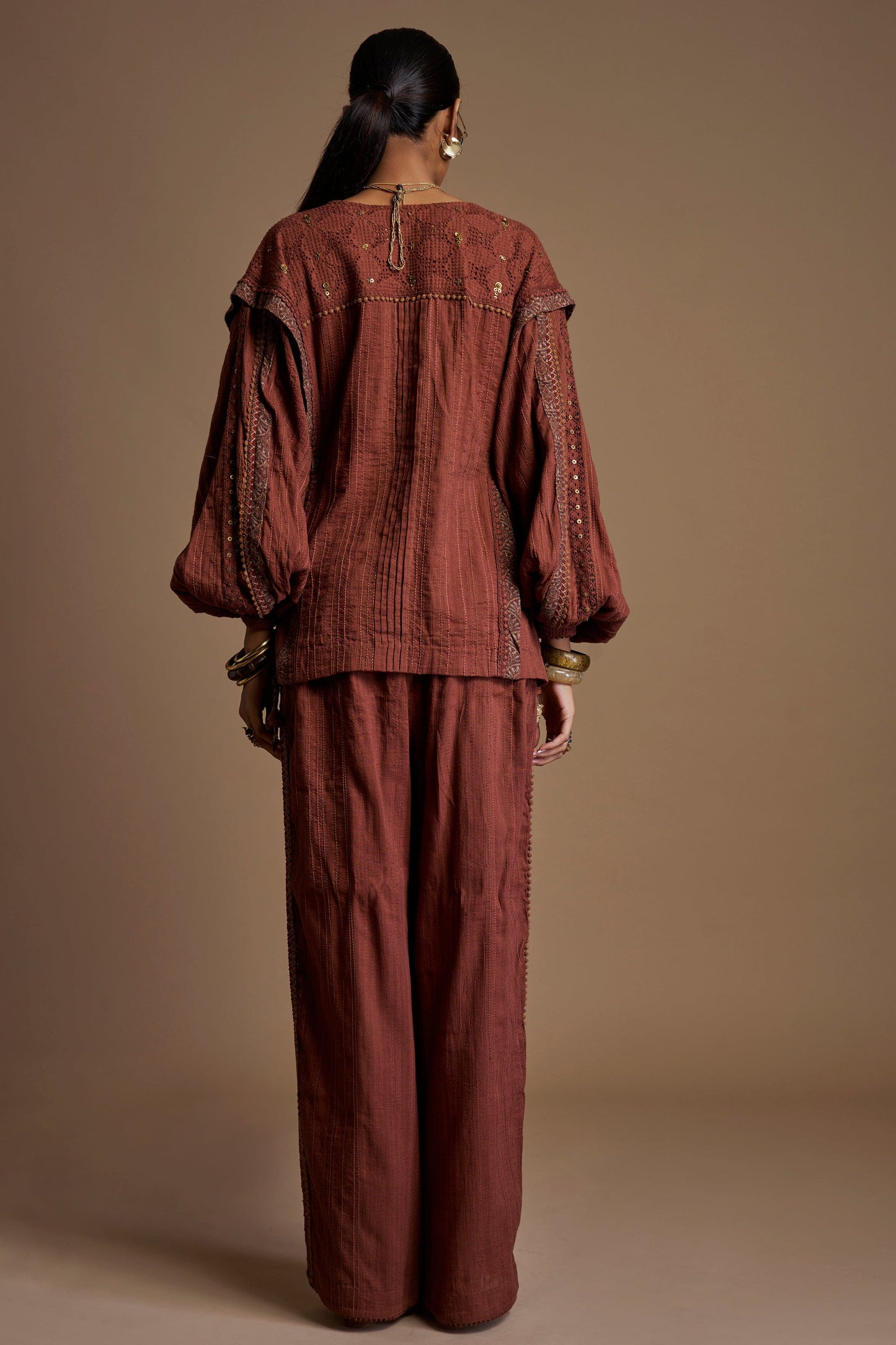 Chestnut Placket Set