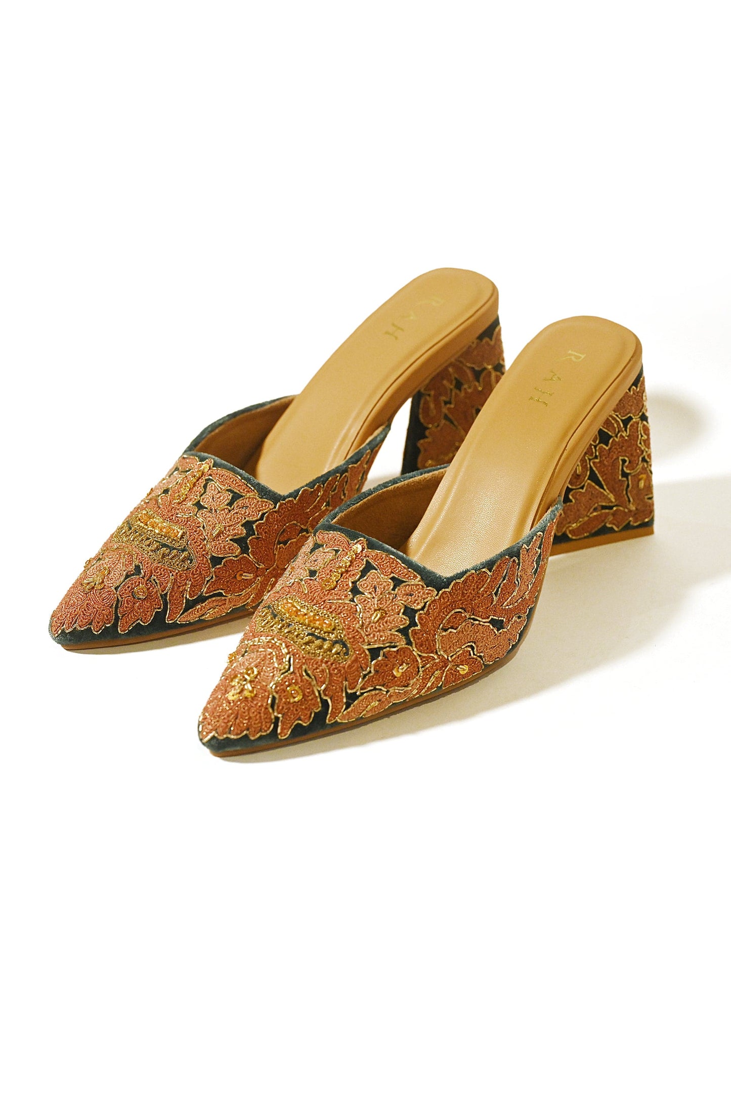 Azhdaha Atash Heels
