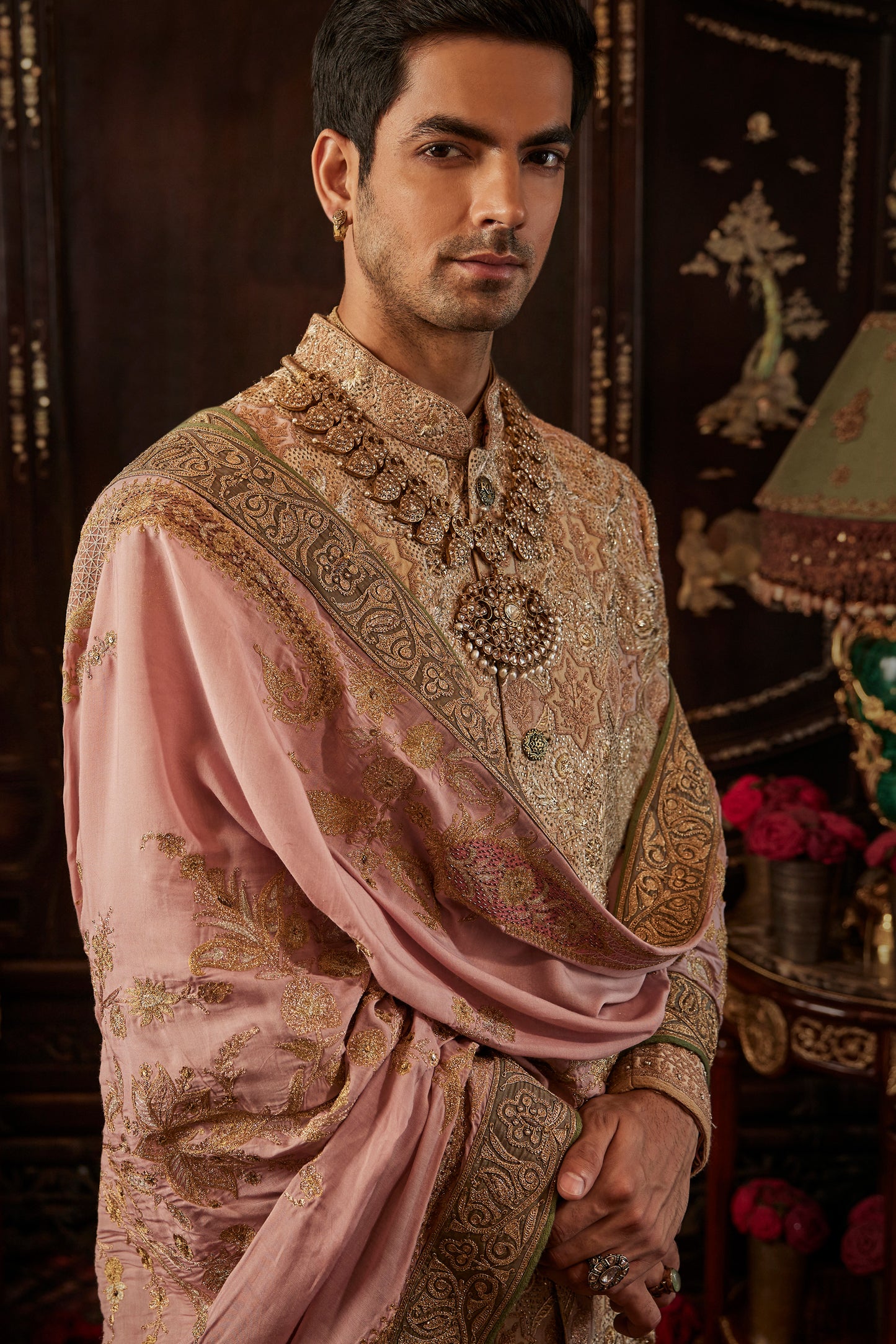 Ivory Prachin-Kari Sherwani