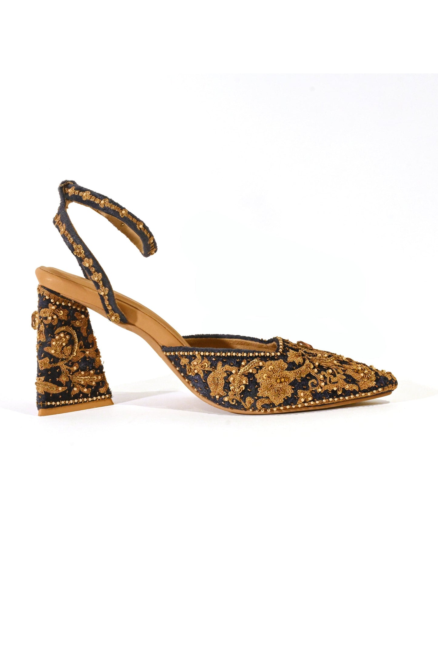Zar-E-Asrar Heels