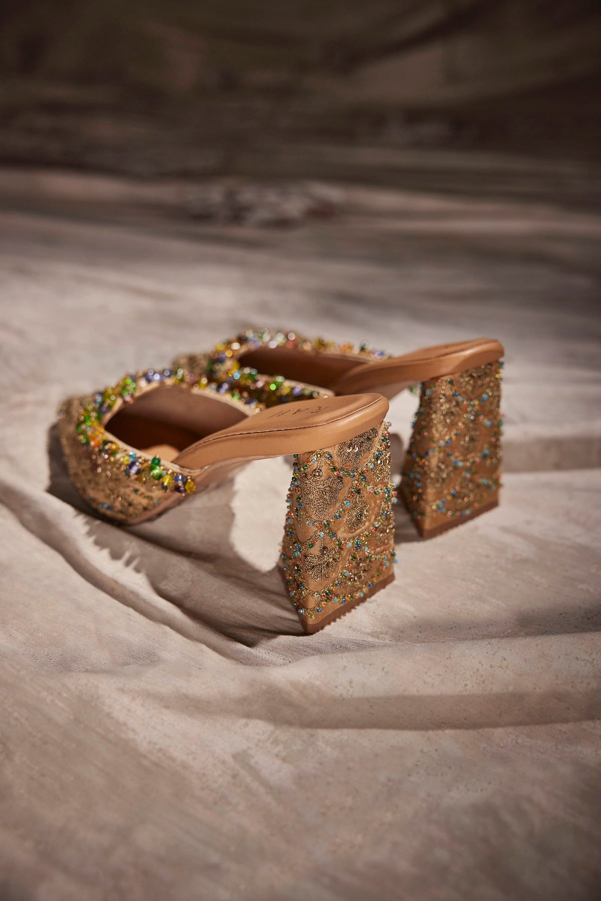 Nazaakat Heels