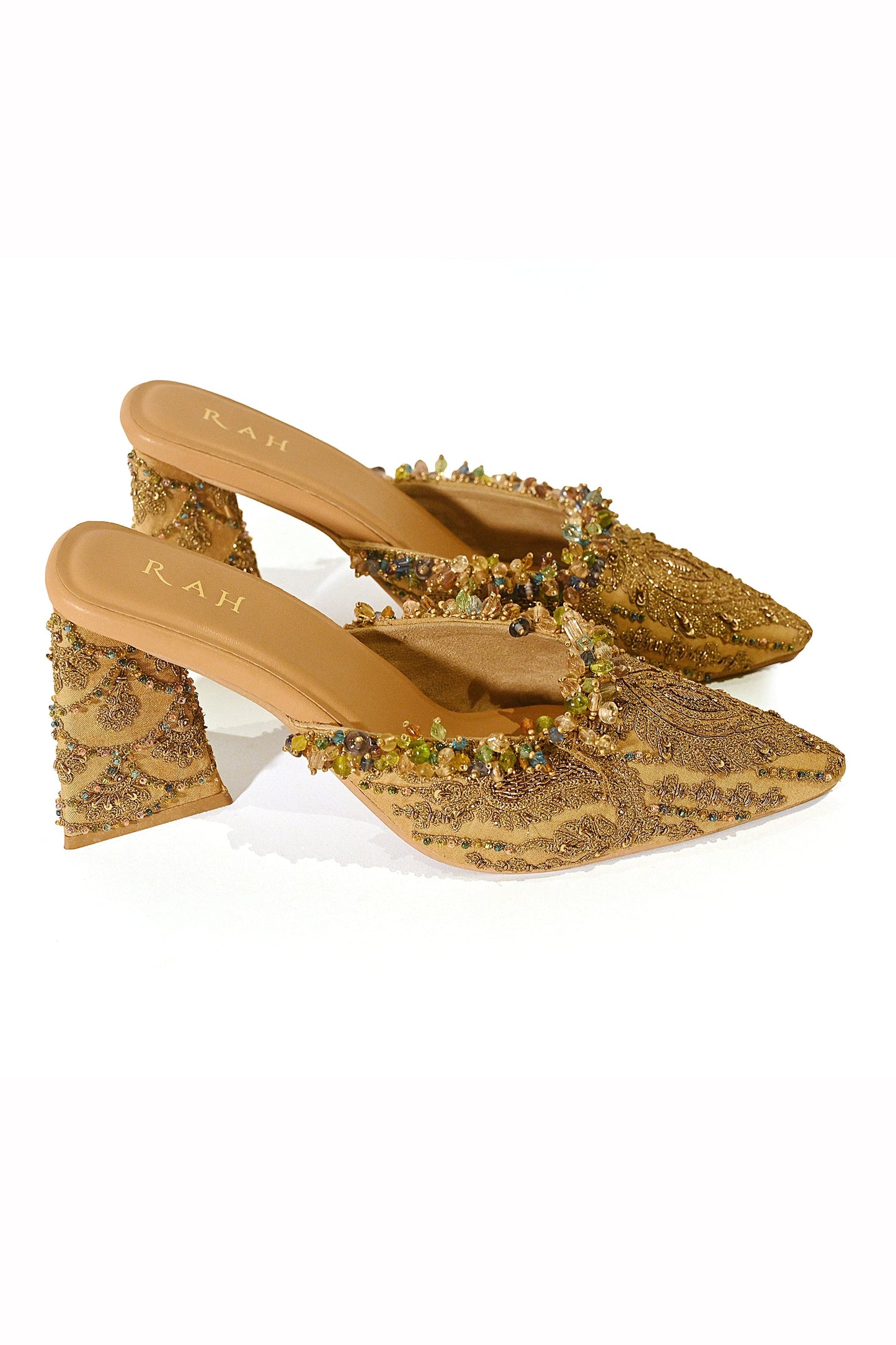 Nazaakat Heels
