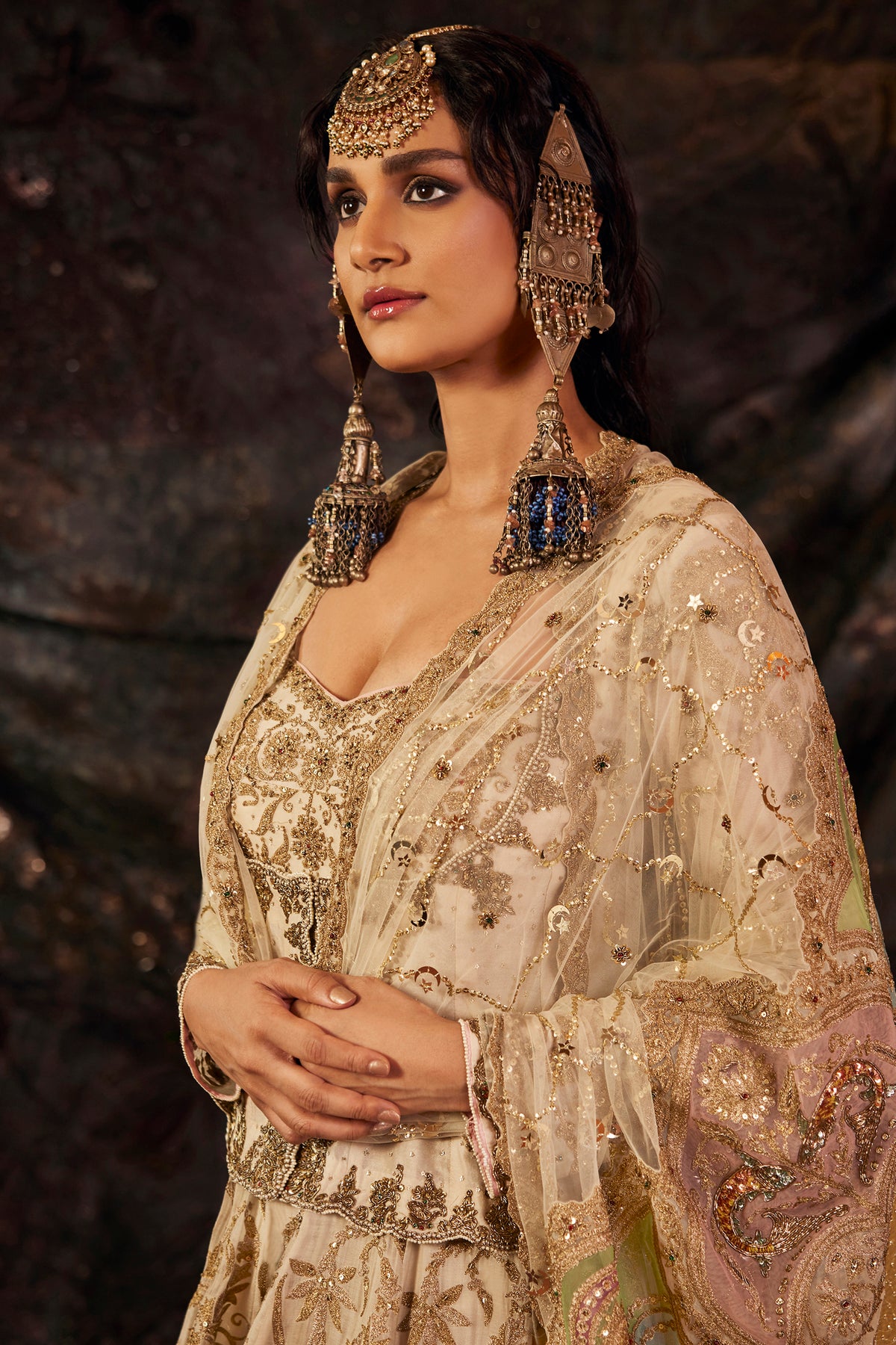 Ivory & Gold Mulmul Kalidar