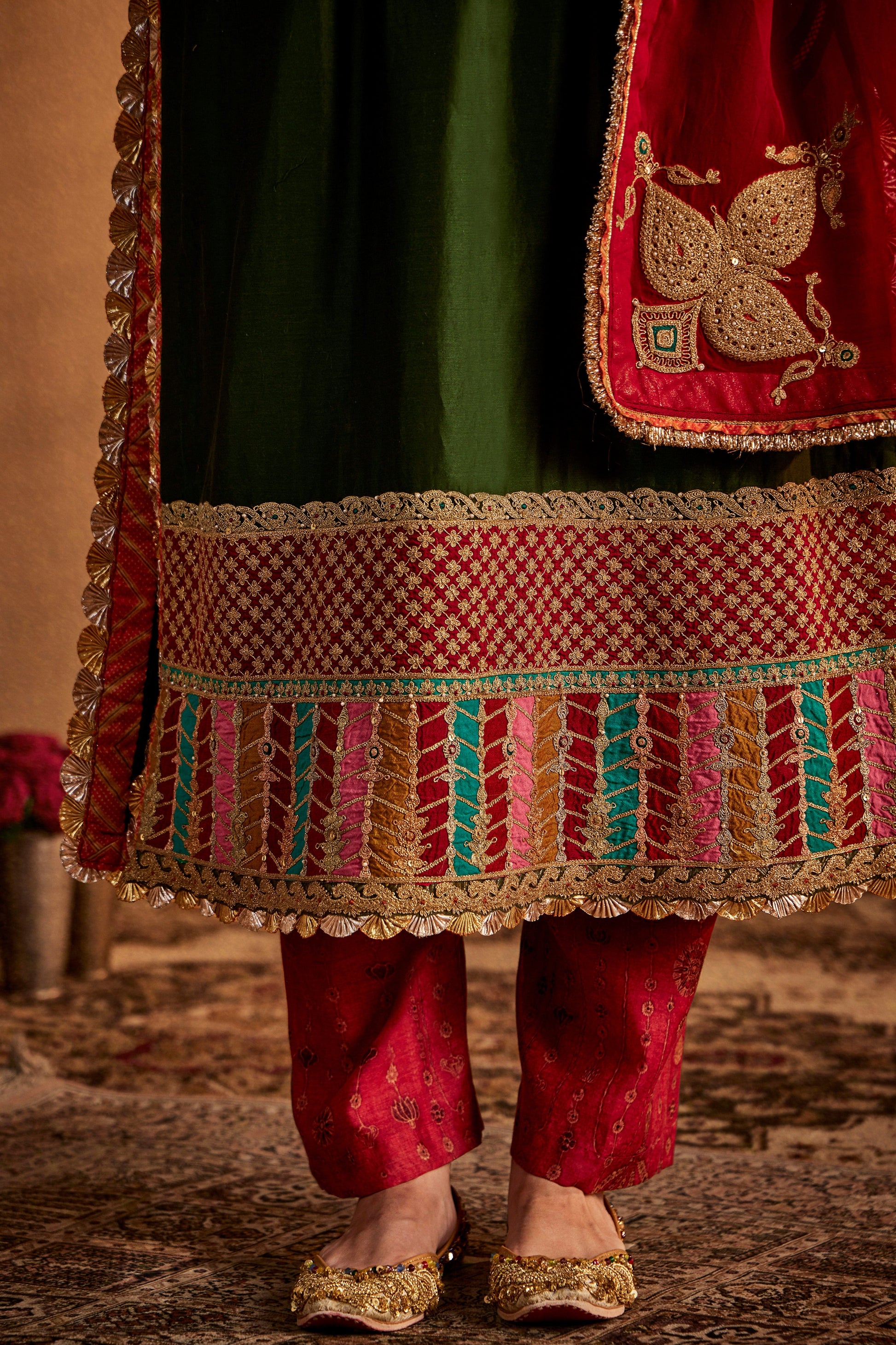 Dark Green Abha Kurta Set Rimple & Harpreet Dark Green Abha Kurta Set Rimple & Harpreet