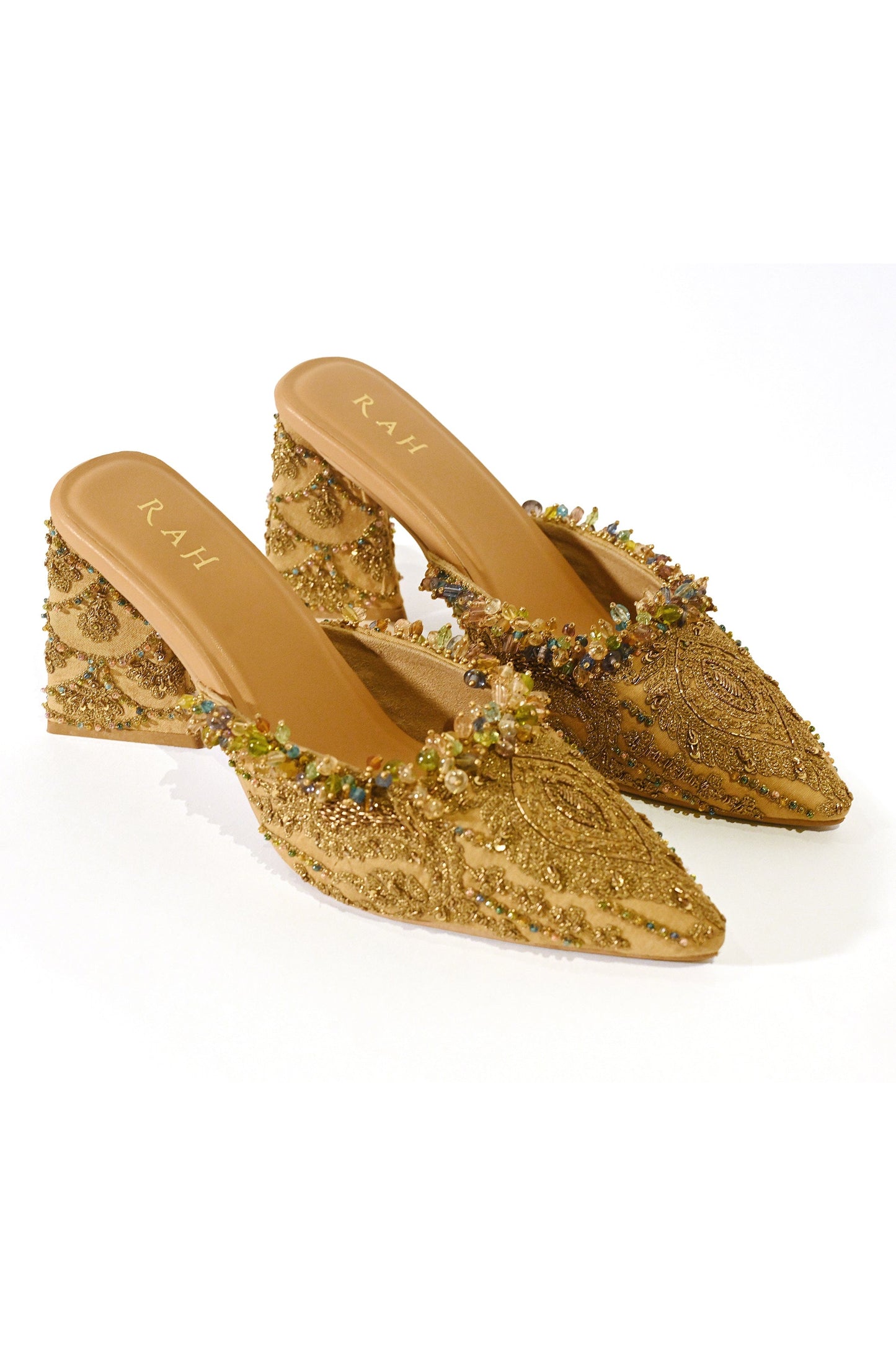 Nazaakat Heels