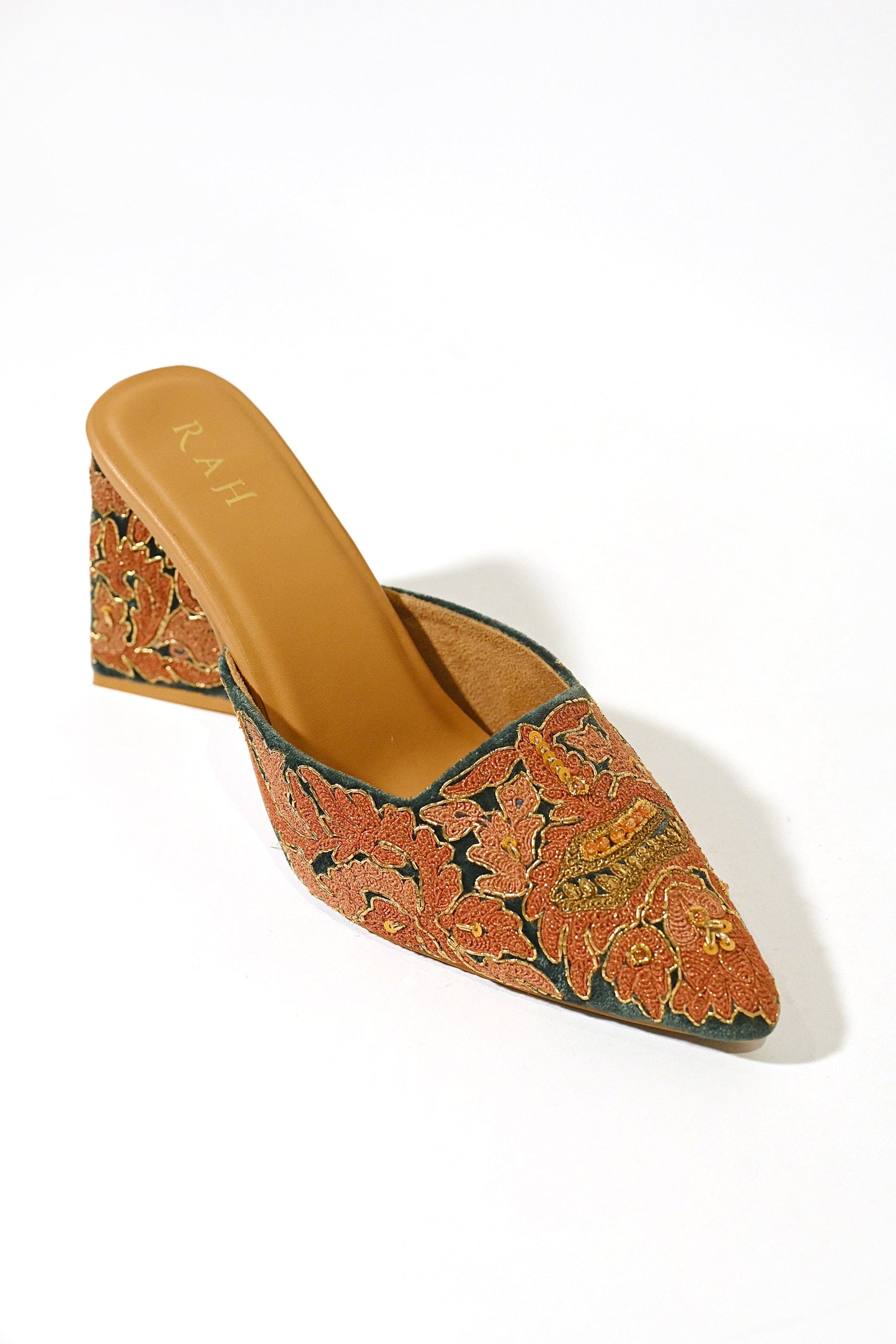 Azhdaha Atash Heels