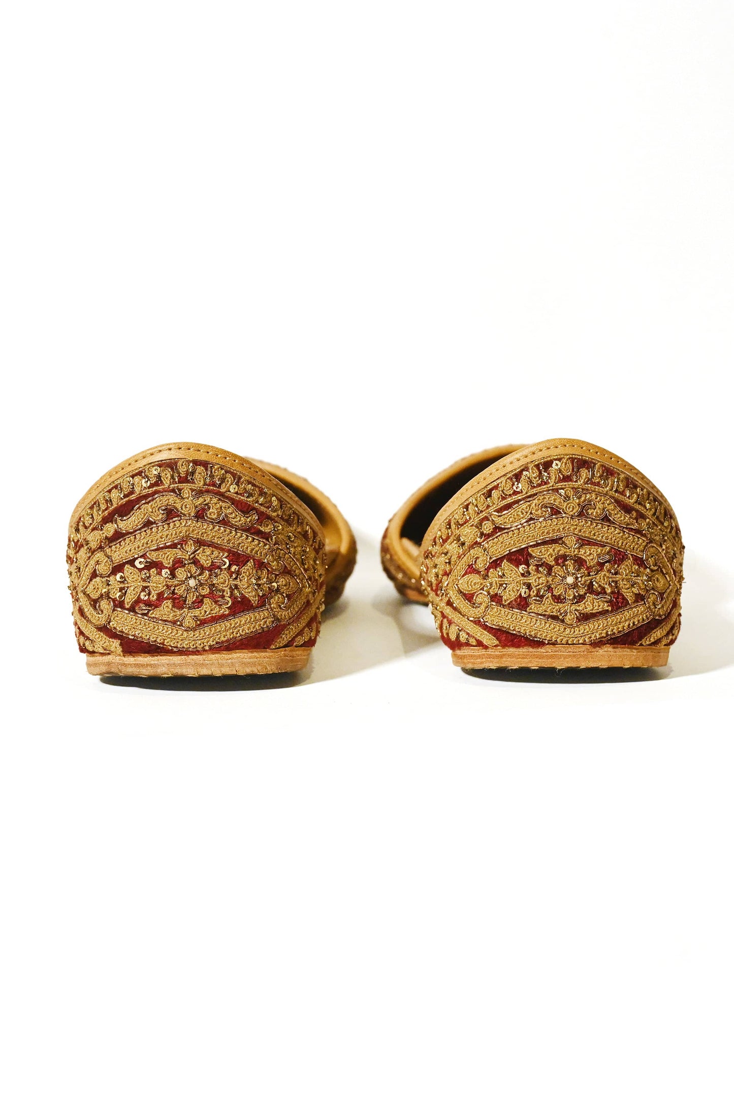 Qalam-E-Zar Jutti