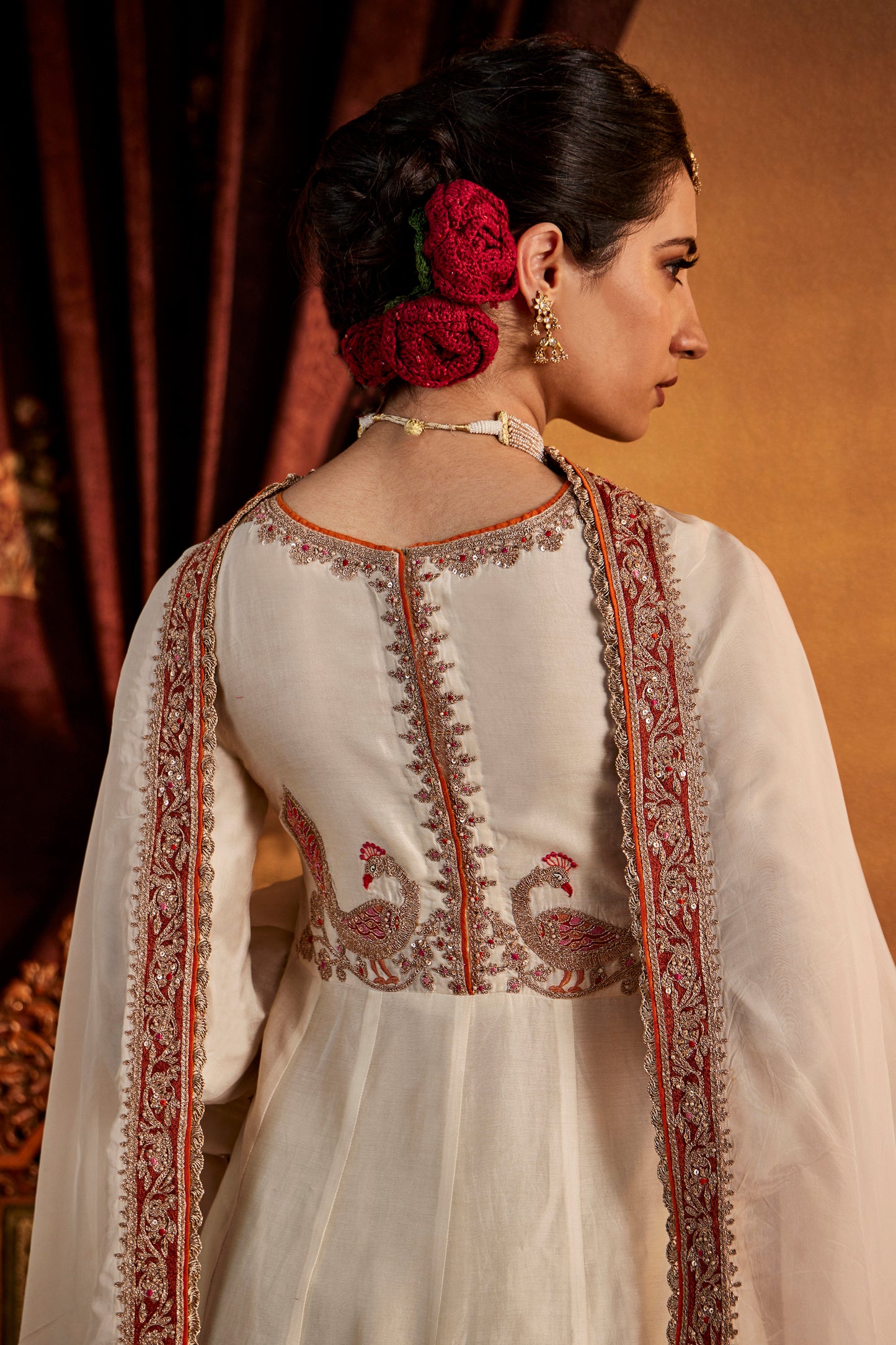 Ivory Peacock Kalidar Set