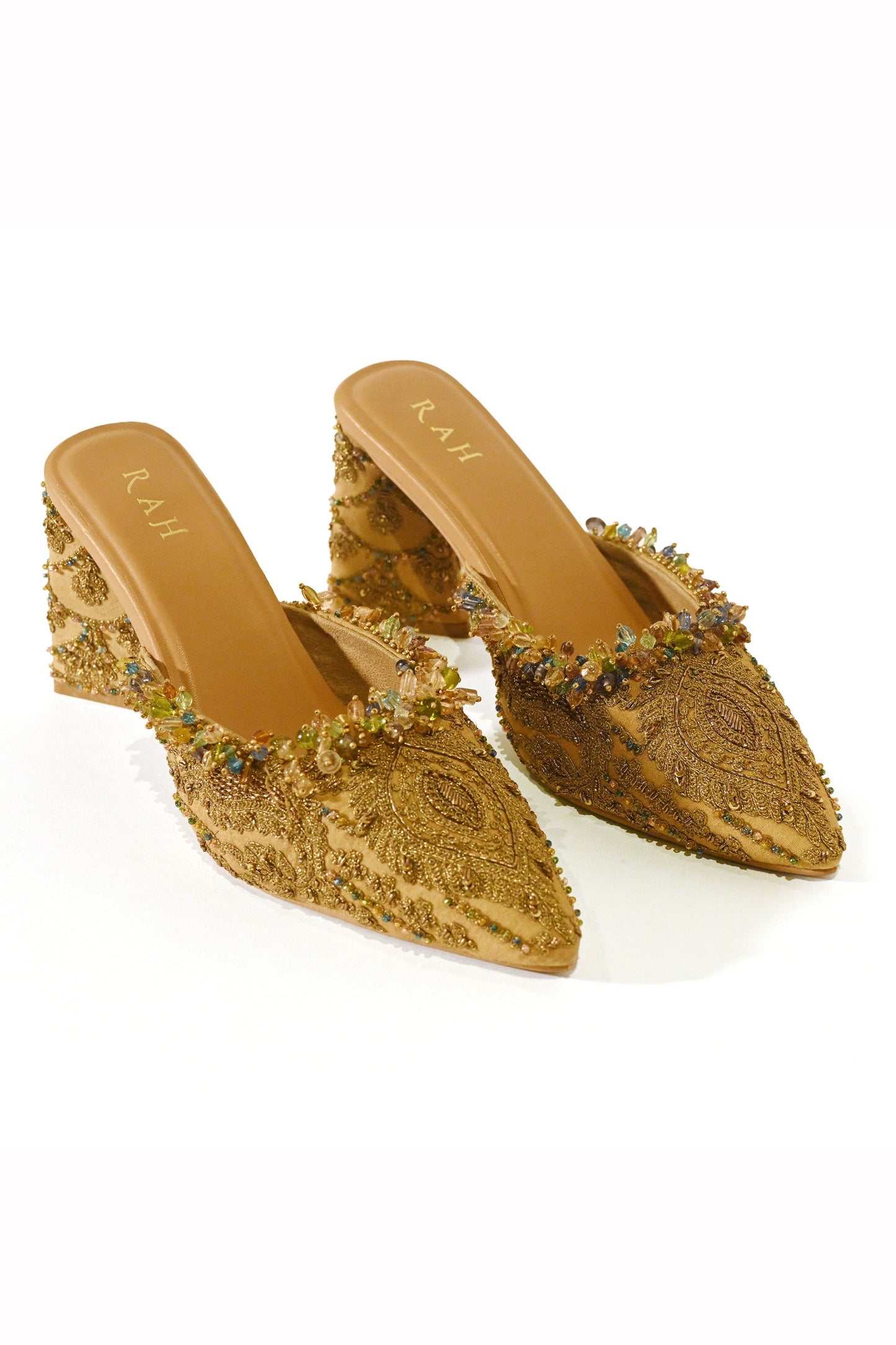 Nazaakat Heels